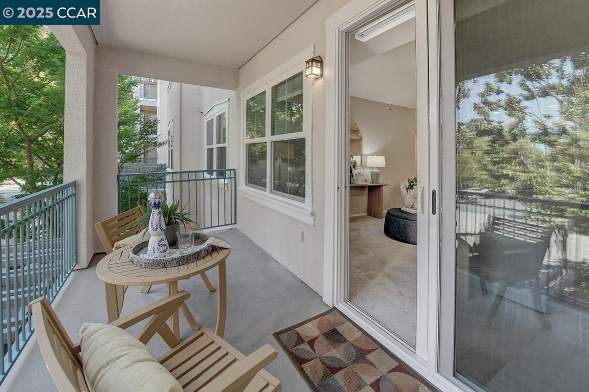 Detail Gallery Image 14 of 51 For 1840 Tice Creek Dr #2223,  Walnut Creek,  CA 94595 - 2 Beds | 2 Baths
