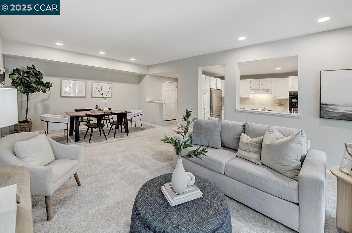 Detail Gallery Image 15 of 51 For 1840 Tice Creek Dr #2223,  Walnut Creek,  CA 94595 - 2 Beds | 2 Baths