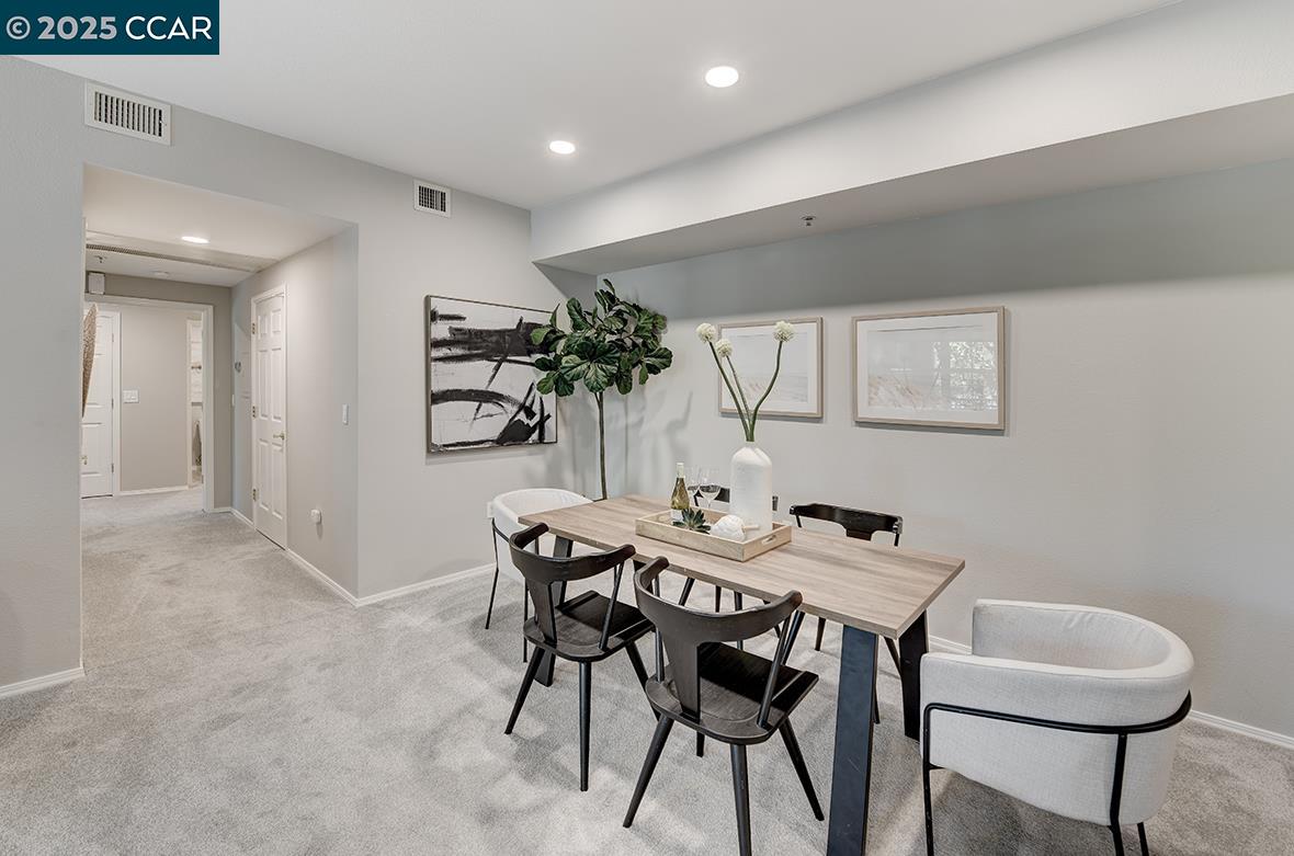 Detail Gallery Image 18 of 51 For 1840 Tice Creek Dr #2223,  Walnut Creek,  CA 94595 - 2 Beds | 2 Baths