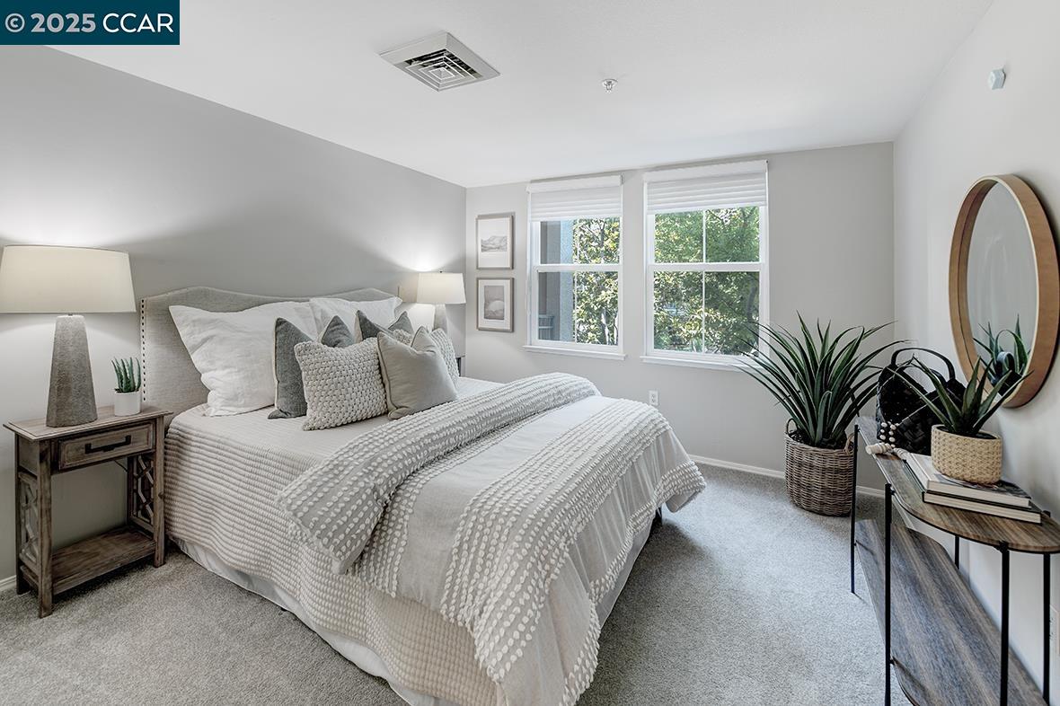 Detail Gallery Image 22 of 51 For 1840 Tice Creek Dr #2223,  Walnut Creek,  CA 94595 - 2 Beds | 2 Baths