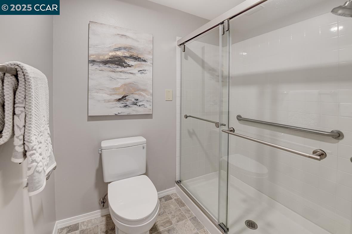 Detail Gallery Image 27 of 51 For 1840 Tice Creek Dr #2223,  Walnut Creek,  CA 94595 - 2 Beds | 2 Baths