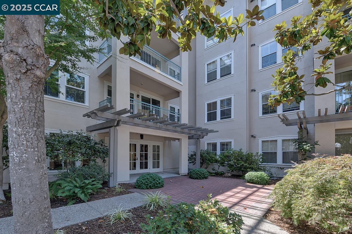 Detail Gallery Image 35 of 51 For 1840 Tice Creek Dr #2223,  Walnut Creek,  CA 94595 - 2 Beds | 2 Baths