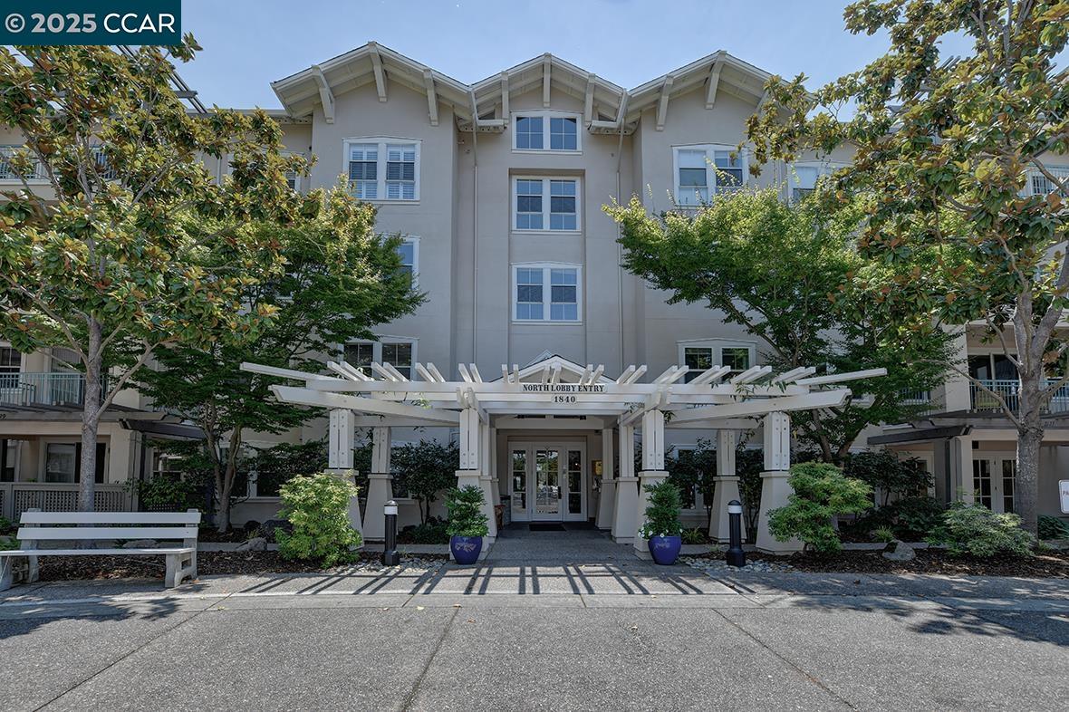 Detail Gallery Image 36 of 51 For 1840 Tice Creek Dr #2223,  Walnut Creek,  CA 94595 - 2 Beds | 2 Baths