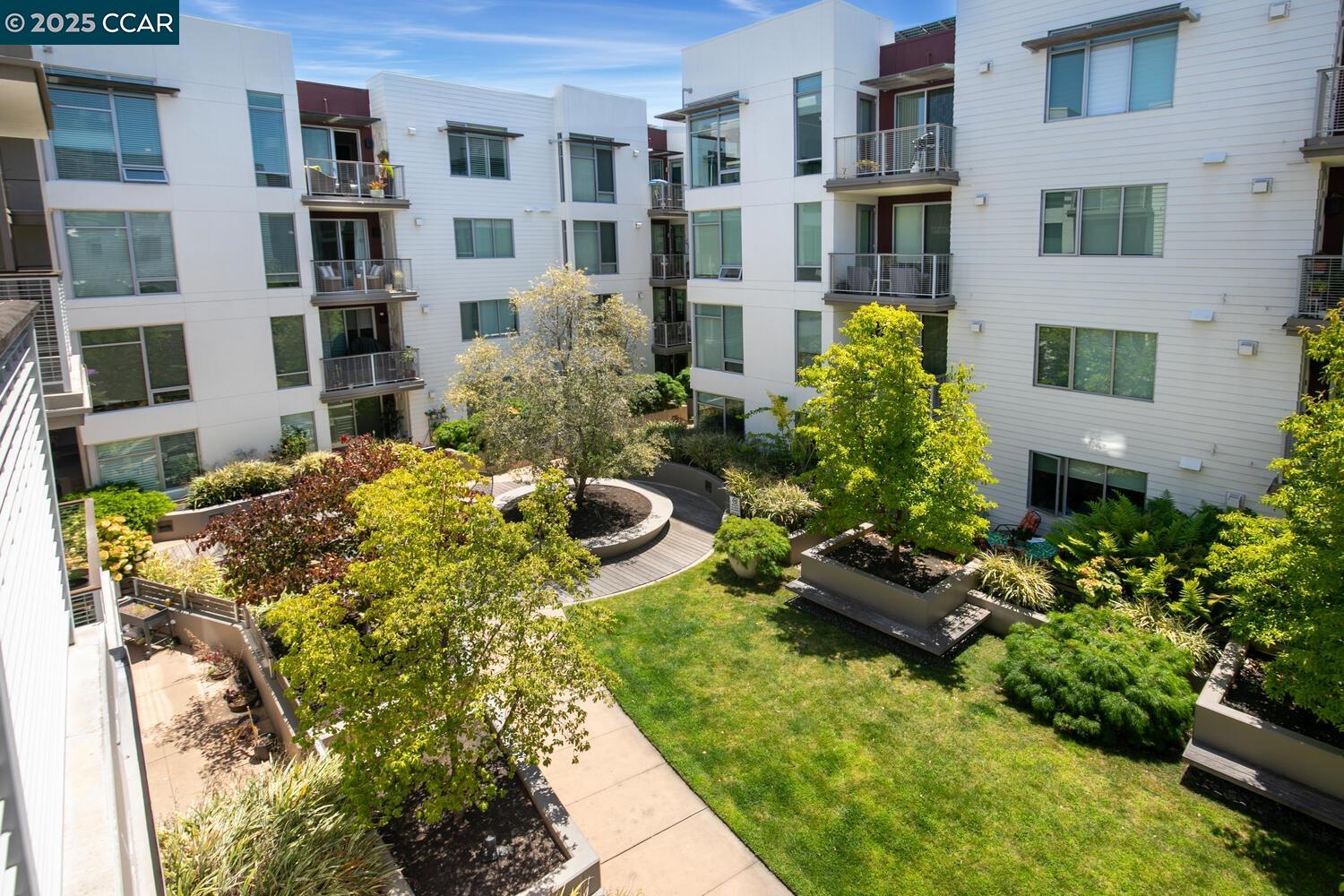 Detail Gallery Image 1 of 25 For 555 Ygnacio Valley Rd #309,  Walnut Creek,  CA 94596 - 1 Beds | 1 Baths