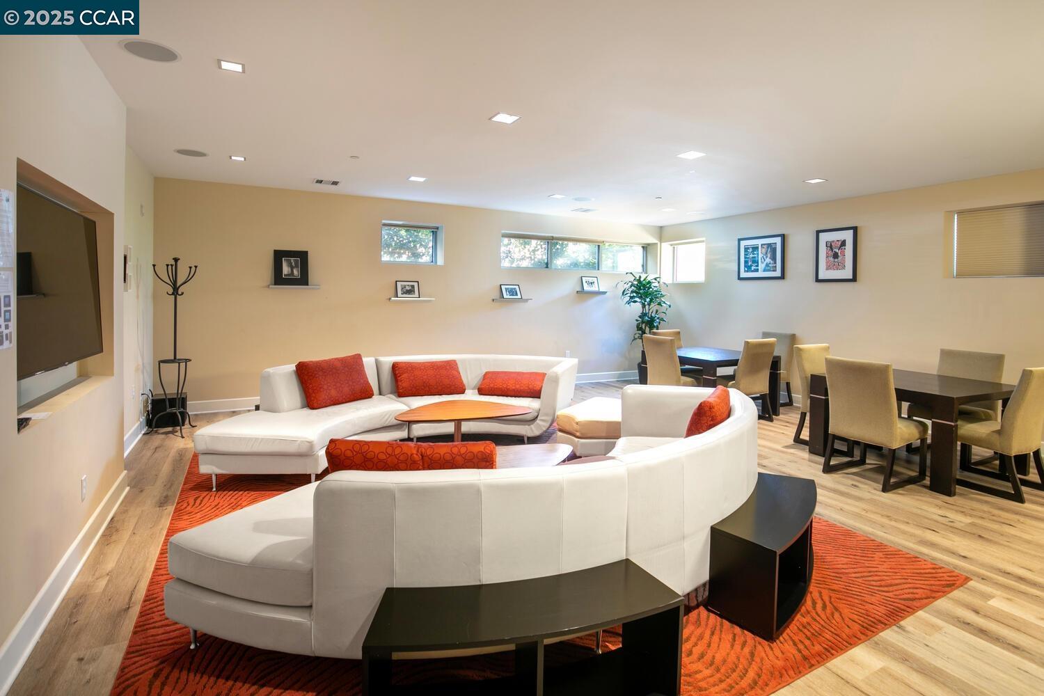Detail Gallery Image 22 of 25 For 555 Ygnacio Valley Rd #309,  Walnut Creek,  CA 94596 - 1 Beds | 1 Baths
