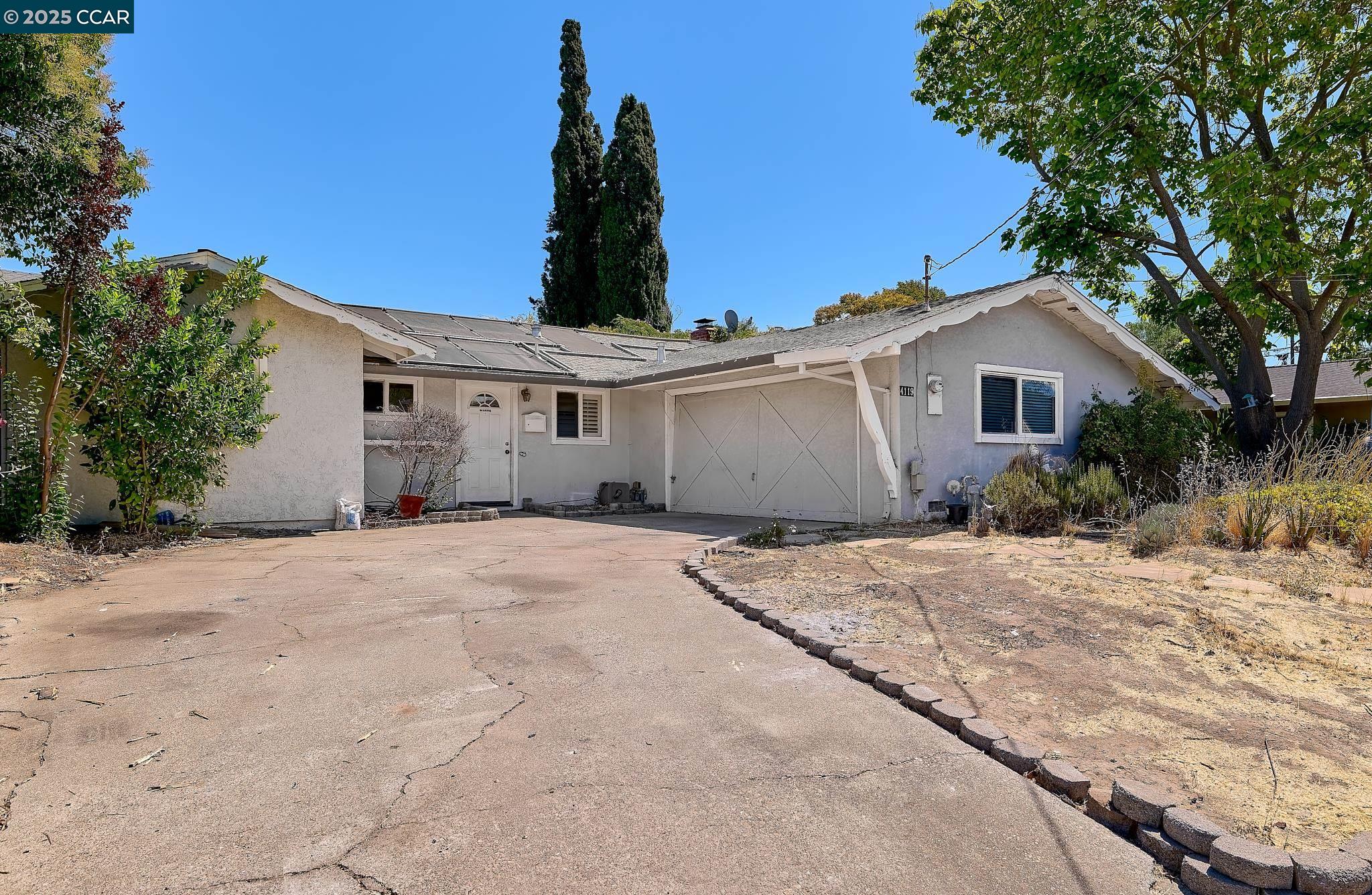 Detail Gallery Image 1 of 22 For 4119 Churchill Dr, Concord,  CA 94521 - 3 Beds | 2 Baths