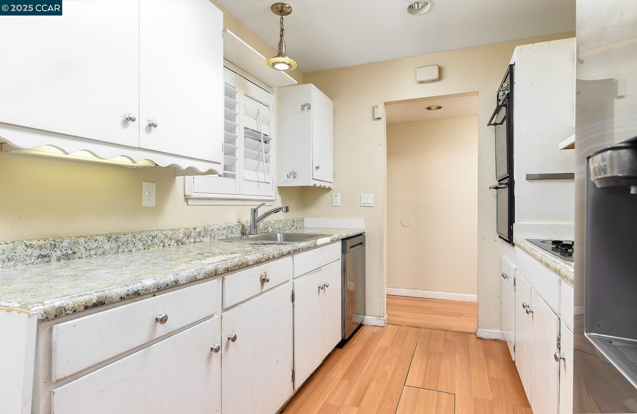 Detail Gallery Image 4 of 22 For 4119 Churchill Dr, Concord,  CA 94521 - 3 Beds | 2 Baths