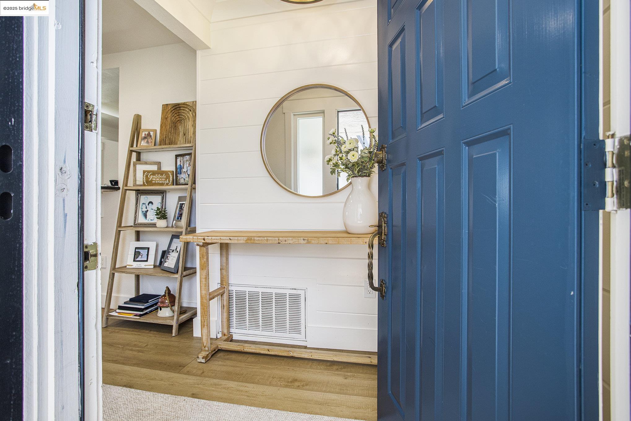 Detail Gallery Image 2 of 41 For 1550 Trawler St, Discovery Bay,  CA 94505 - 2 Beds | 2 Baths