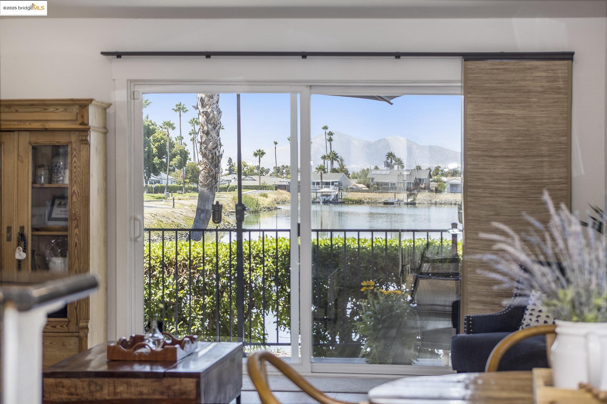 Detail Gallery Image 5 of 41 For 1550 Trawler St, Discovery Bay,  CA 94505 - 2 Beds | 2 Baths