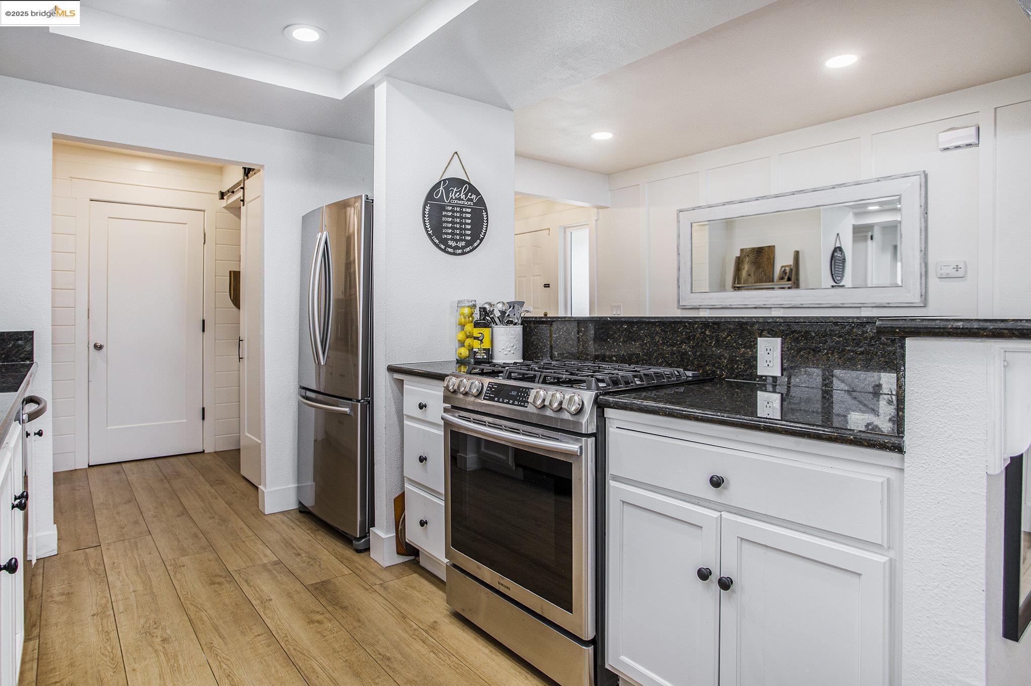 Detail Gallery Image 9 of 41 For 1550 Trawler St, Discovery Bay,  CA 94505 - 2 Beds | 2 Baths