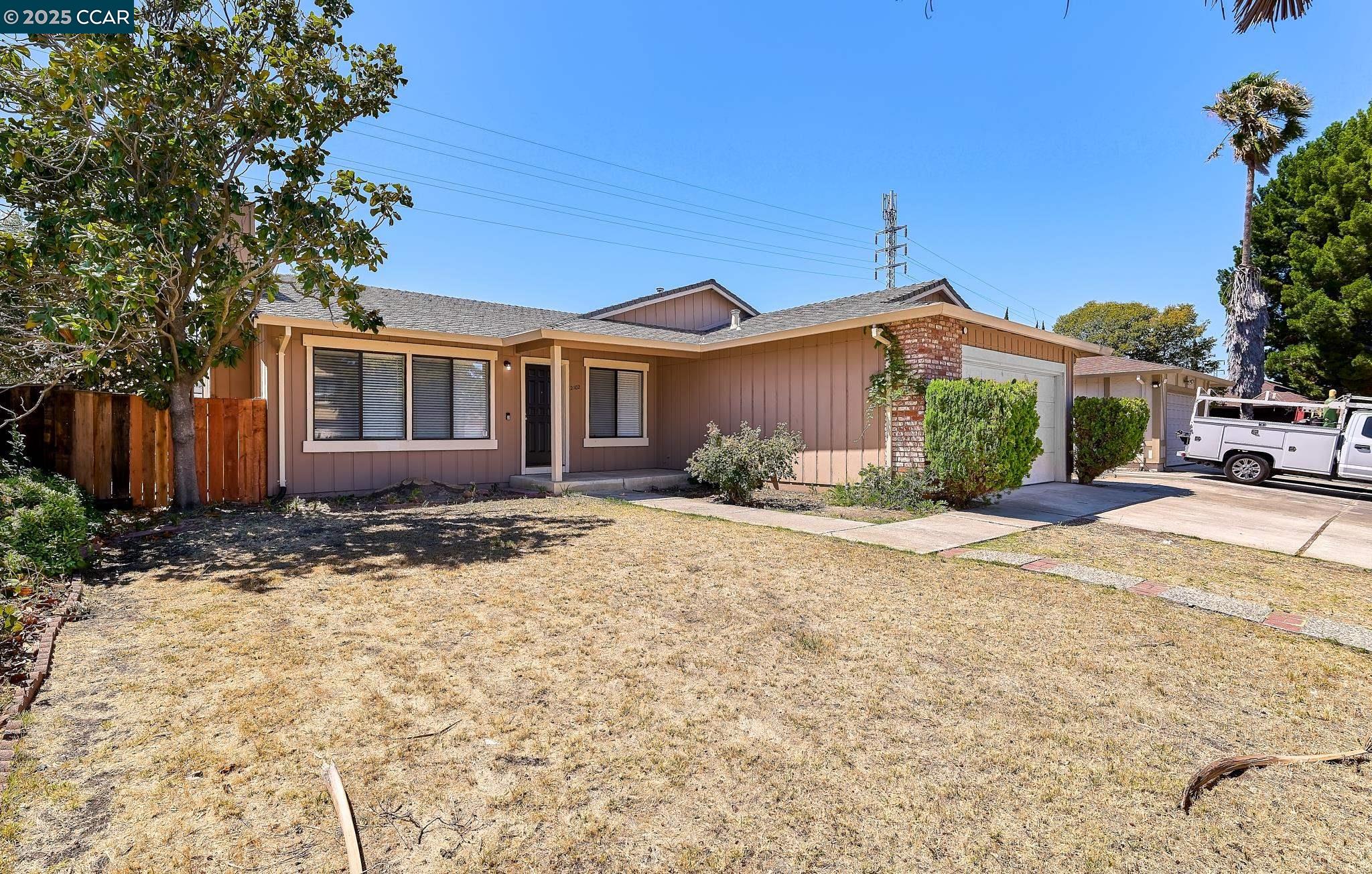 Detail Gallery Image 2 of 23 For 2102 Mendocino Dr, Bay Point,  CA 94565 - 4 Beds | 2 Baths