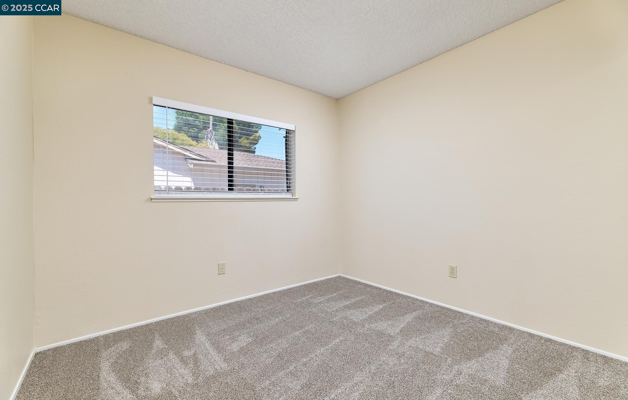 Detail Gallery Image 16 of 23 For 2102 Mendocino Dr, Bay Point,  CA 94565 - 4 Beds | 2 Baths