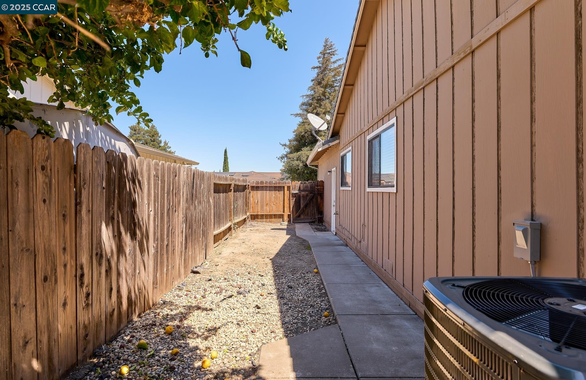 Detail Gallery Image 23 of 23 For 2102 Mendocino Dr, Bay Point,  CA 94565 - 4 Beds | 2 Baths