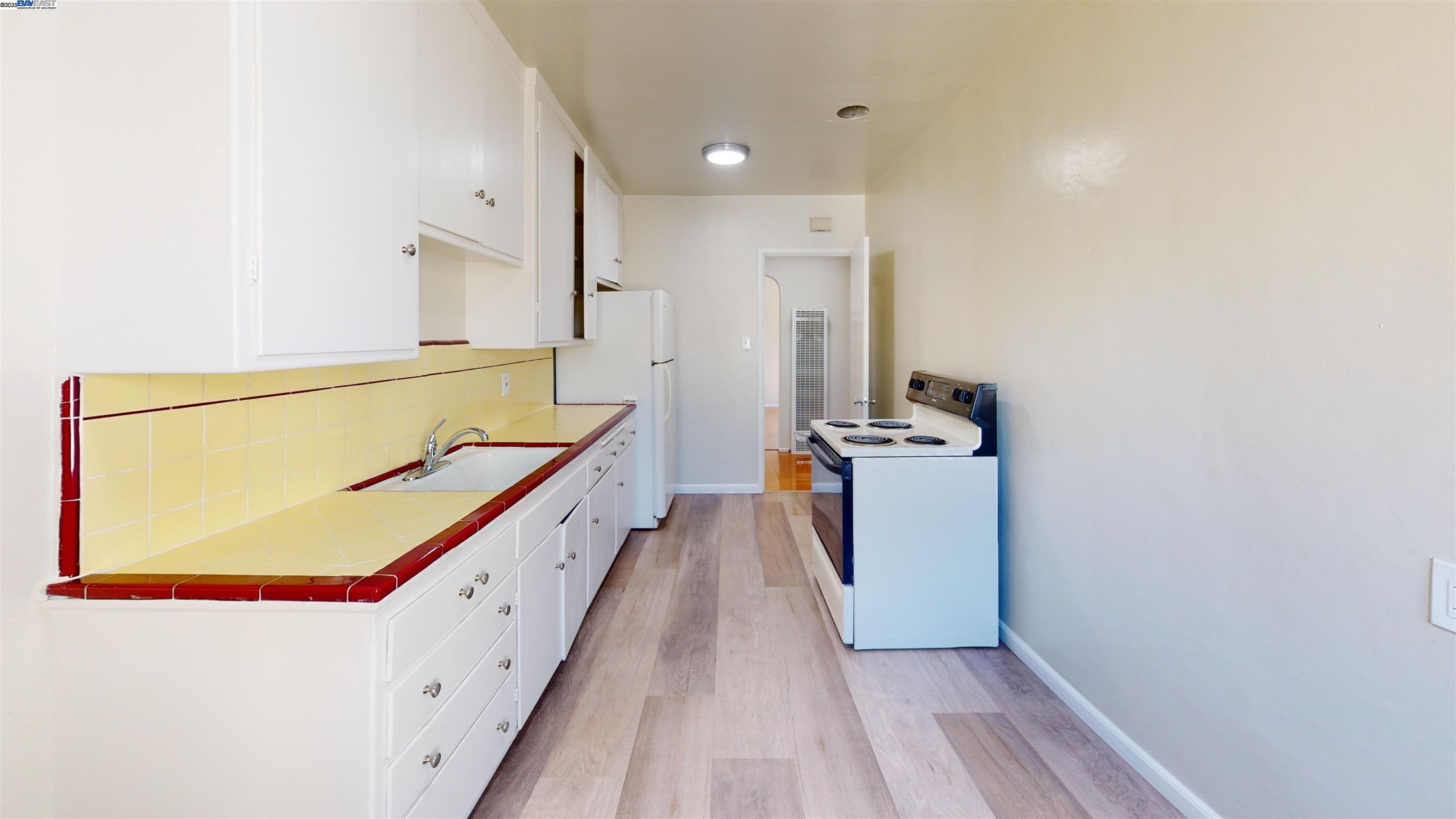 Detail Gallery Image 13 of 21 For 3464 Champion St, Oakland,  CA 94602 - – Beds | – Baths