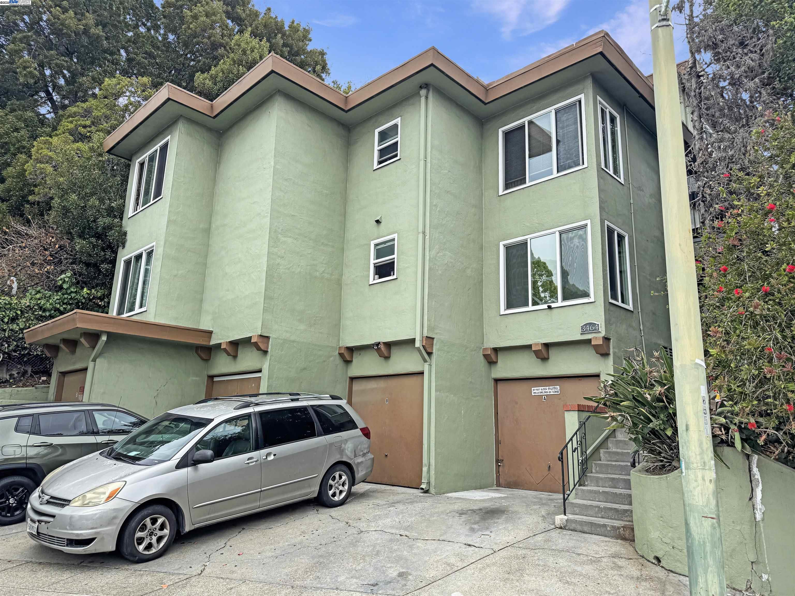 Detail Gallery Image 3 of 21 For 3464 Champion St, Oakland,  CA 94602 - – Beds | – Baths