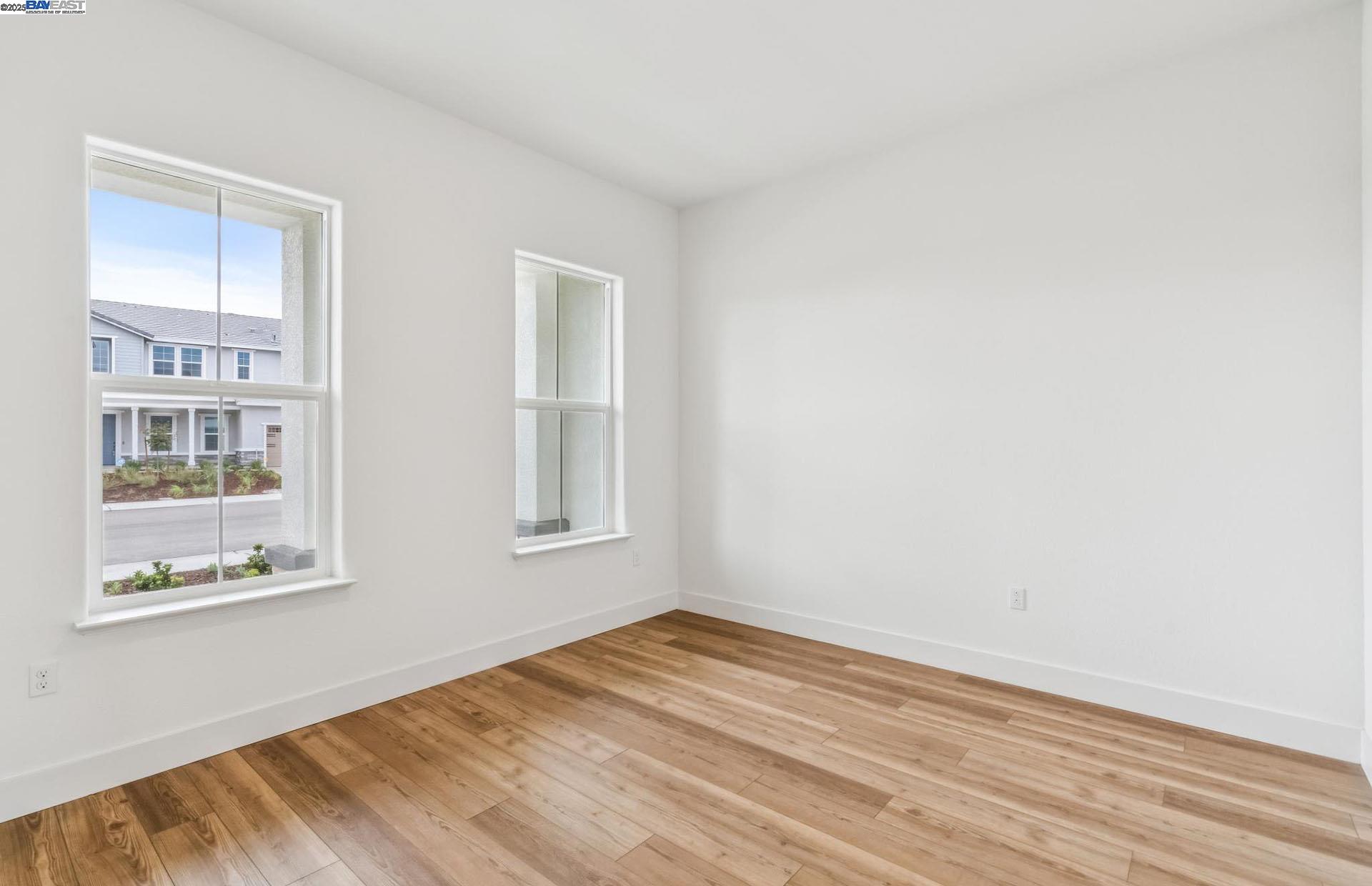 Detail Gallery Image 15 of 49 For Kasnak Drive, Manteca,  CA 95337 - 5 Beds | 4 Baths