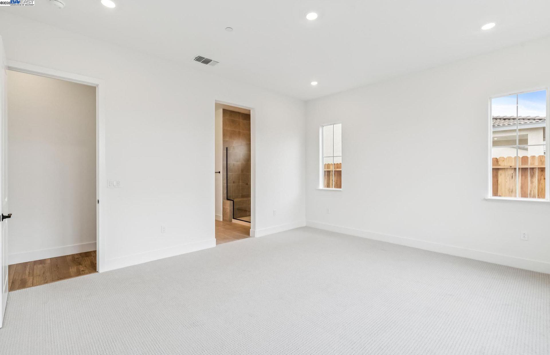 Detail Gallery Image 18 of 49 For Kasnak Drive, Manteca,  CA 95337 - 5 Beds | 4 Baths