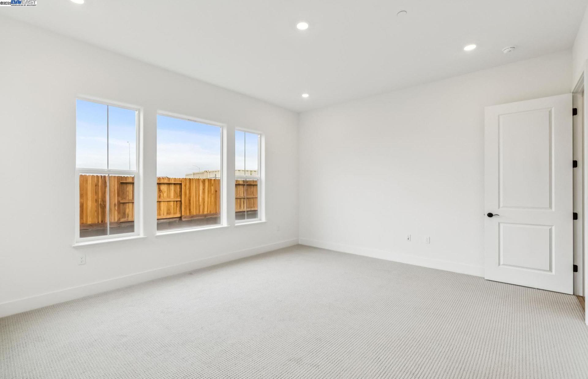 Detail Gallery Image 19 of 49 For Kasnak Drive, Manteca,  CA 95337 - 5 Beds | 4 Baths