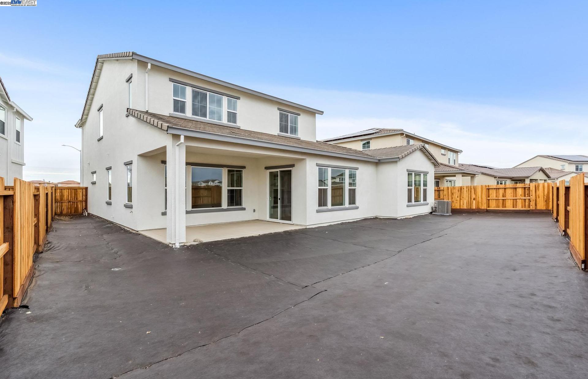 Detail Gallery Image 48 of 49 For Kasnak Drive, Manteca,  CA 95337 - 5 Beds | 4 Baths