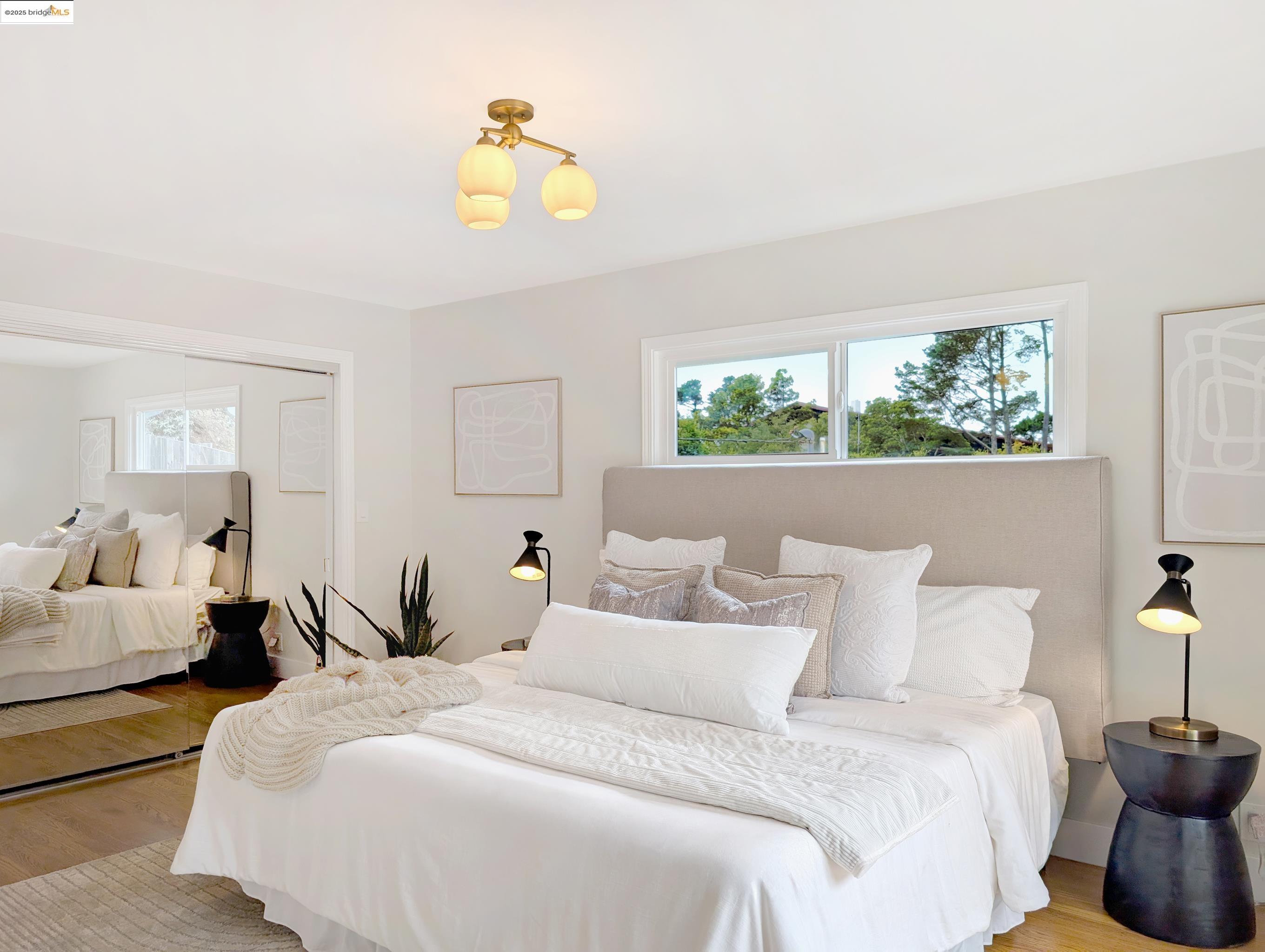 Detail Gallery Image 13 of 28 For 61 Cowper Ave, Kensington,  CA 94707 - 4 Beds | 2/1 Baths
