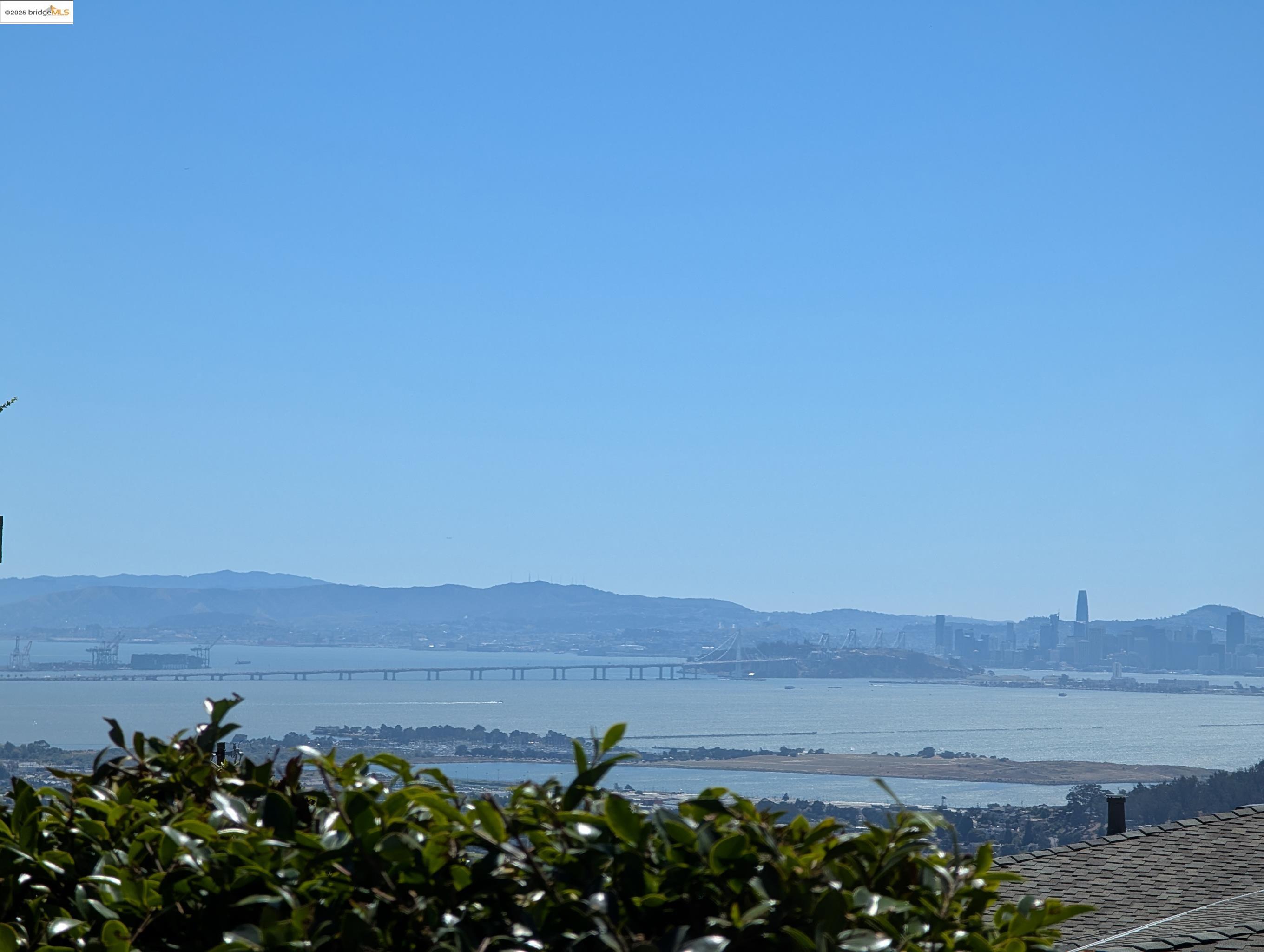 Detail Gallery Image 3 of 28 For 61 Cowper Ave, Kensington,  CA 94707 - 4 Beds | 2/1 Baths