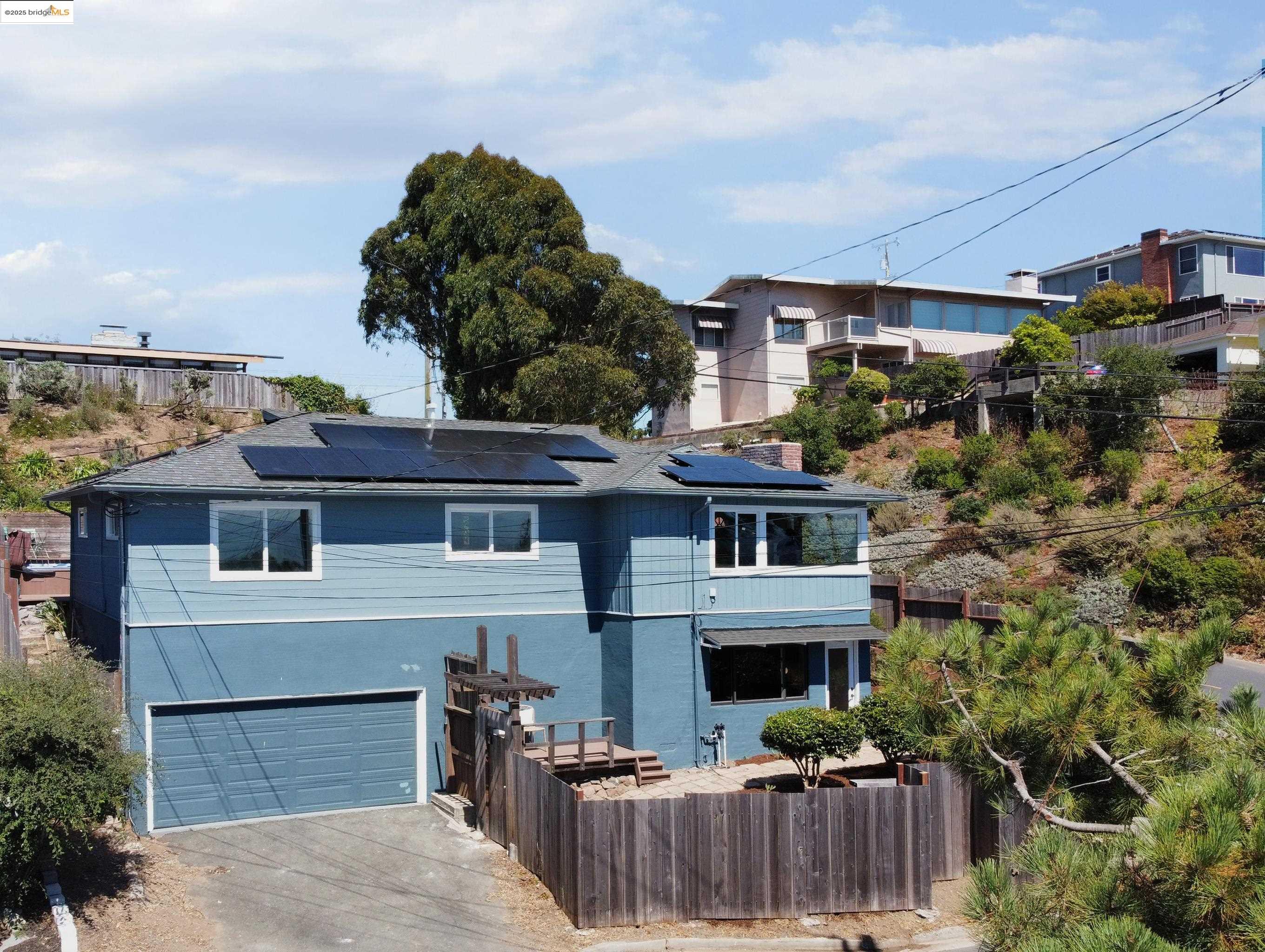 Detail Gallery Image 26 of 28 For 61 Cowper Ave, Kensington,  CA 94707 - 4 Beds | 2/1 Baths