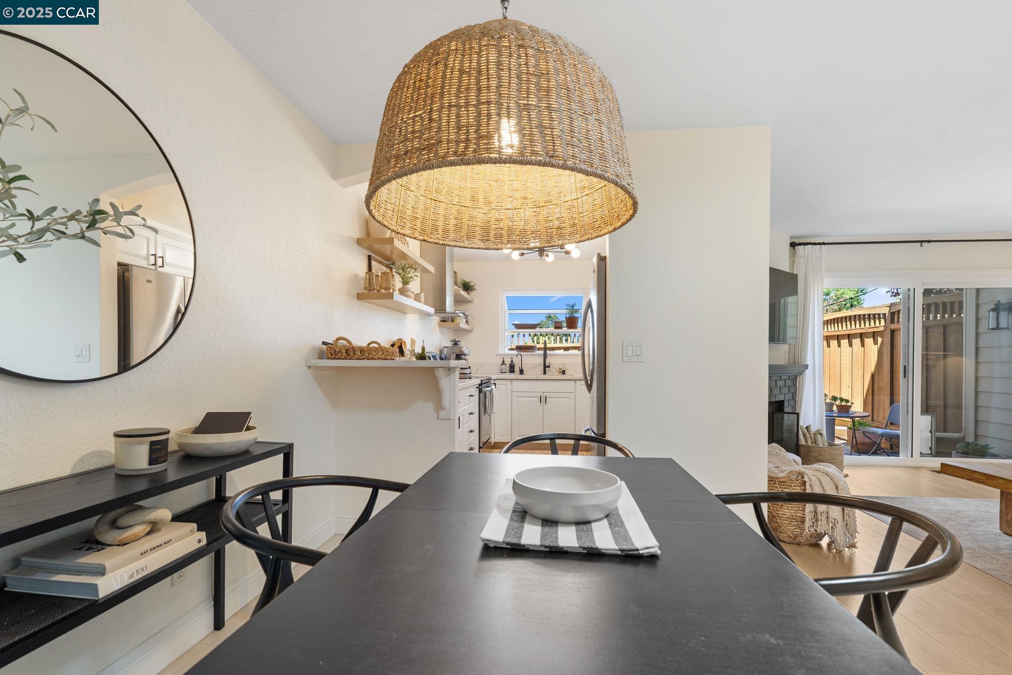 Detail Gallery Image 17 of 49 For 6625 Pioneer Ln, Dublin,  CA 94568 - 2 Beds | 2/1 Baths