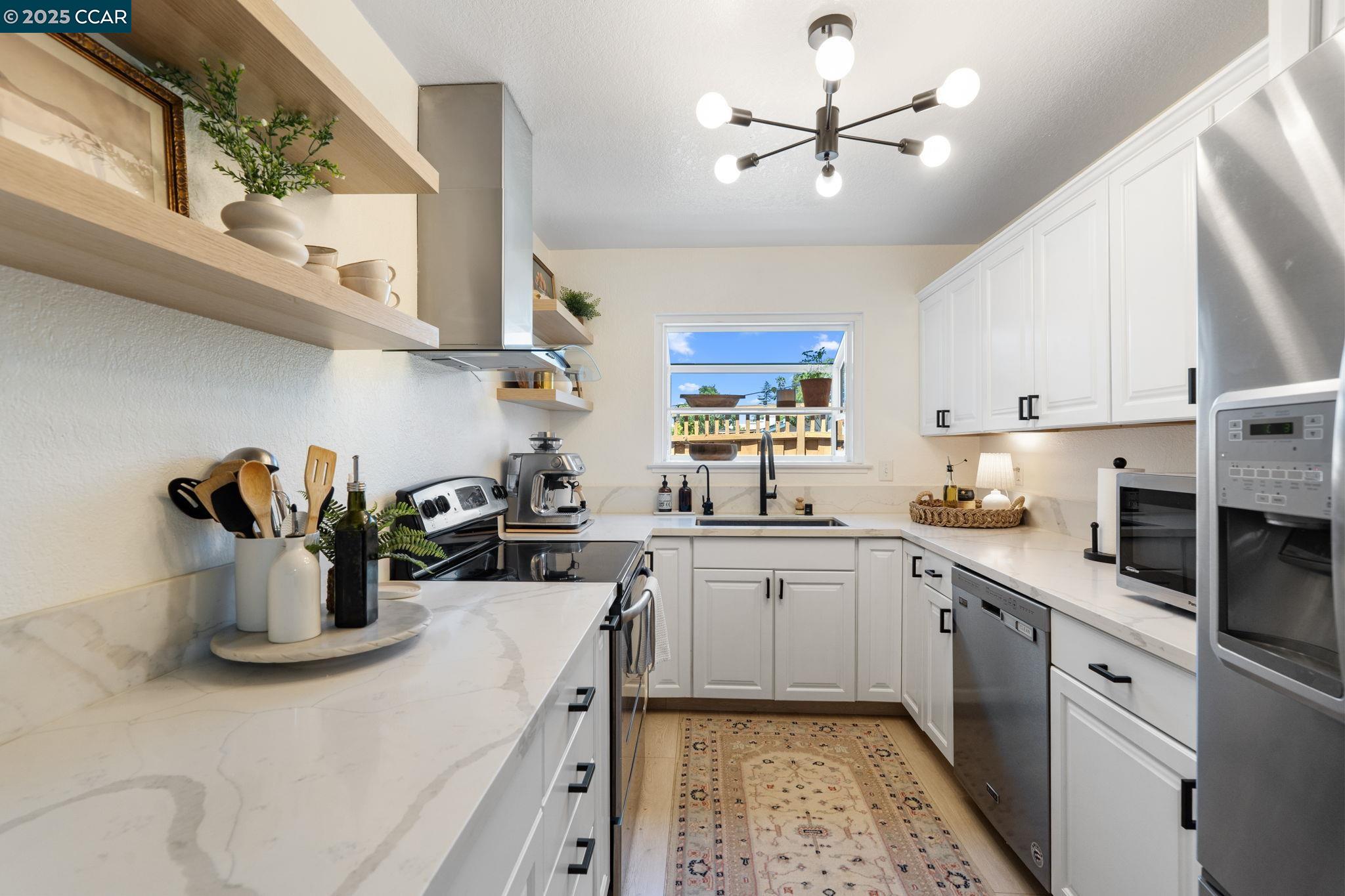 Detail Gallery Image 19 of 49 For 6625 Pioneer Ln, Dublin,  CA 94568 - 2 Beds | 2/1 Baths