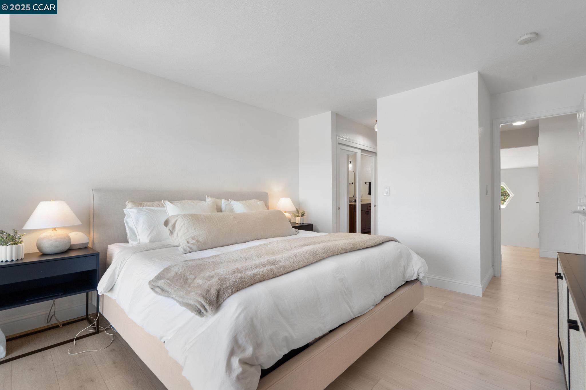 Detail Gallery Image 28 of 49 For 6625 Pioneer Ln, Dublin,  CA 94568 - 2 Beds | 2/1 Baths