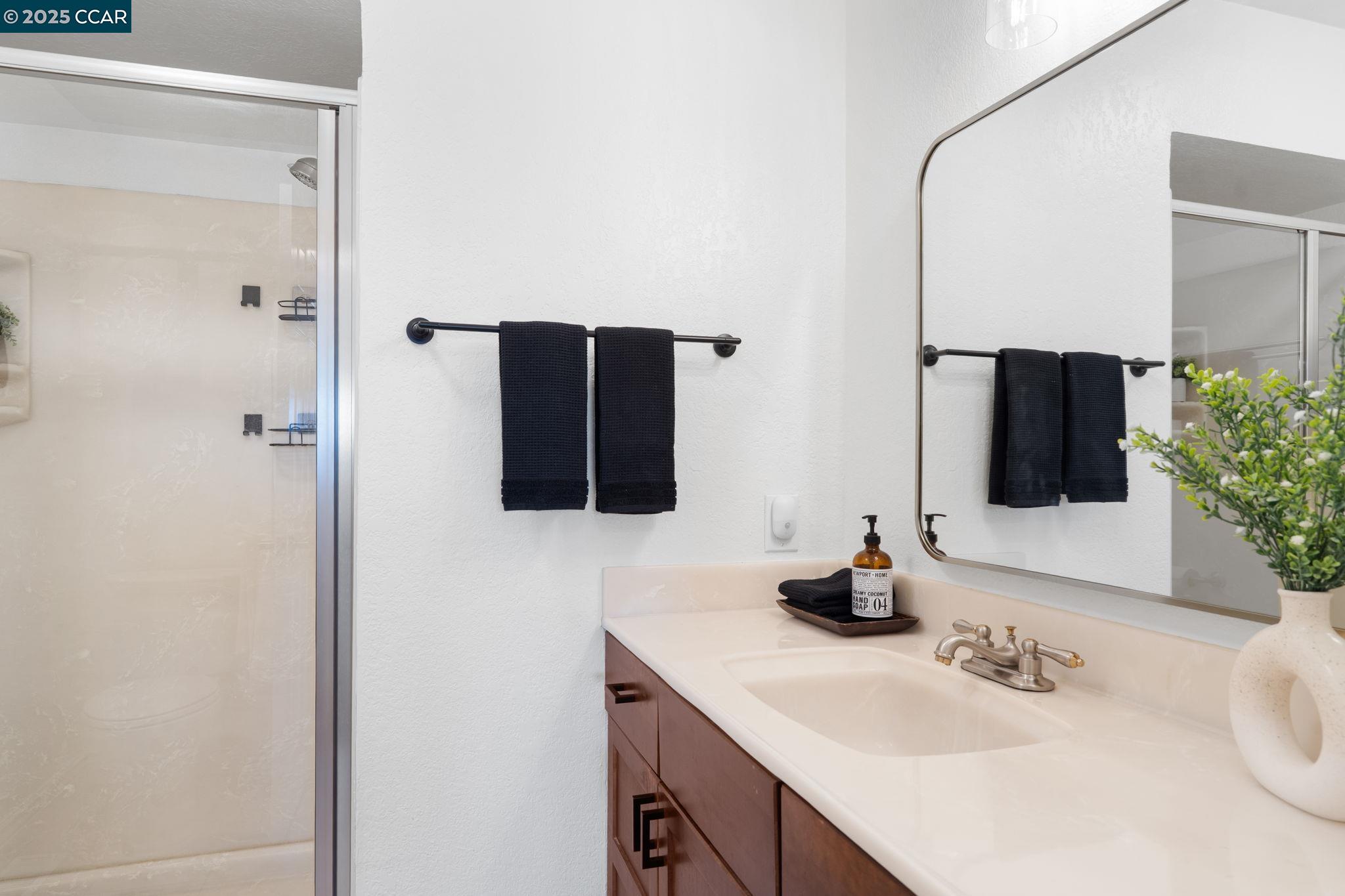 Detail Gallery Image 31 of 49 For 6625 Pioneer Ln, Dublin,  CA 94568 - 2 Beds | 2/1 Baths