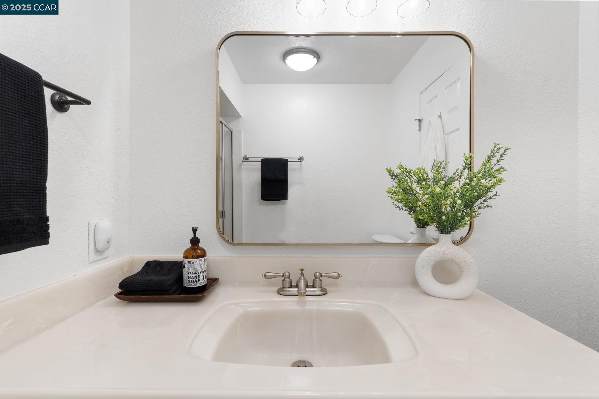 Detail Gallery Image 33 of 49 For 6625 Pioneer Ln, Dublin,  CA 94568 - 2 Beds | 2/1 Baths