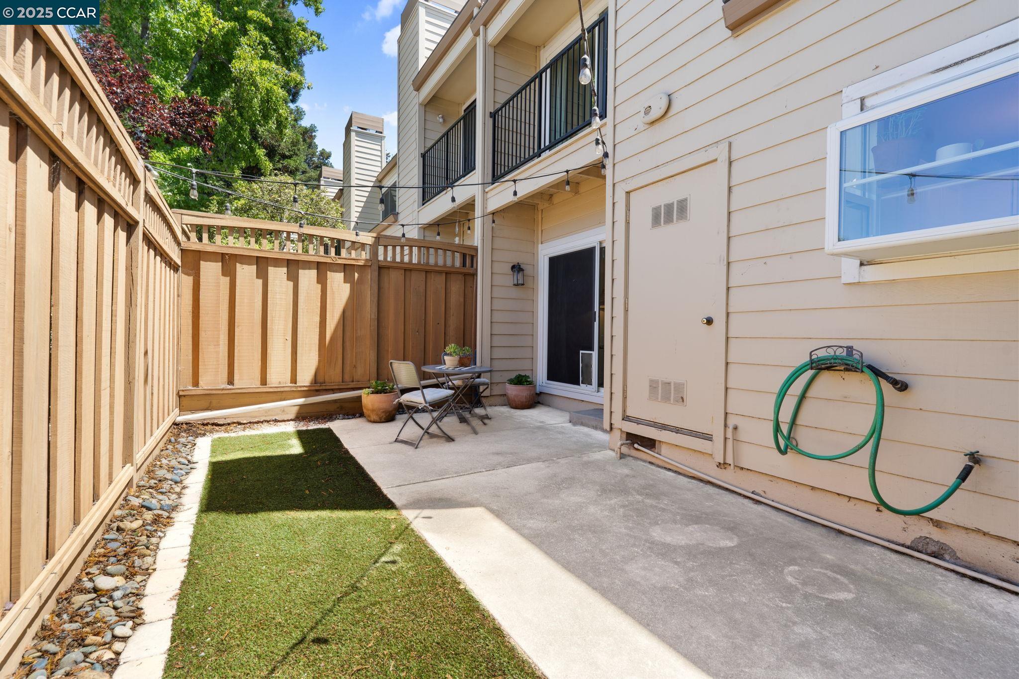Detail Gallery Image 41 of 49 For 6625 Pioneer Ln, Dublin,  CA 94568 - 2 Beds | 2/1 Baths
