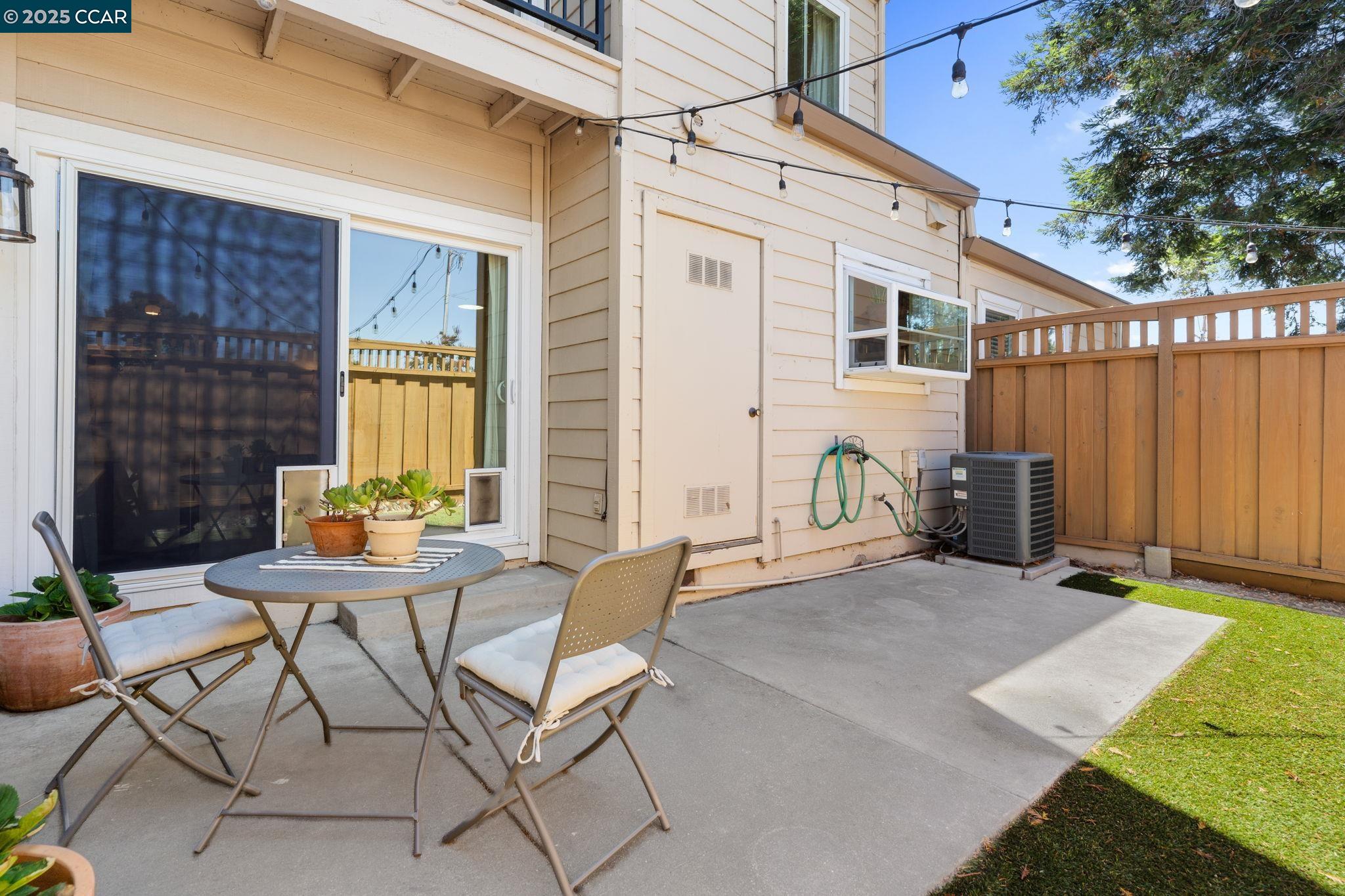 Detail Gallery Image 42 of 49 For 6625 Pioneer Ln, Dublin,  CA 94568 - 2 Beds | 2/1 Baths