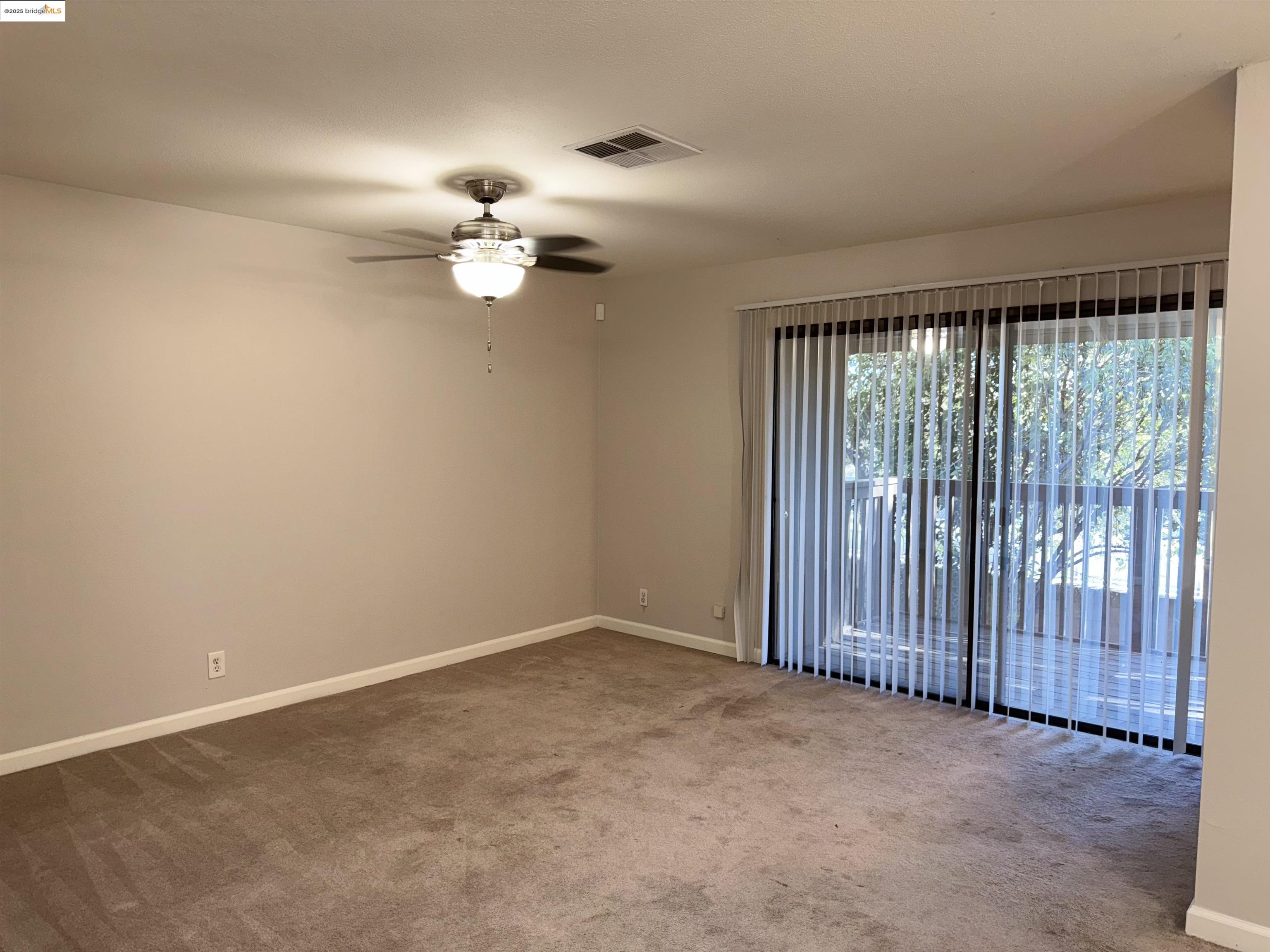 Detail Gallery Image 5 of 26 For 2416 Shadow Ln #74,  Antioch,  CA 94509 - 1 Beds | 1 Baths