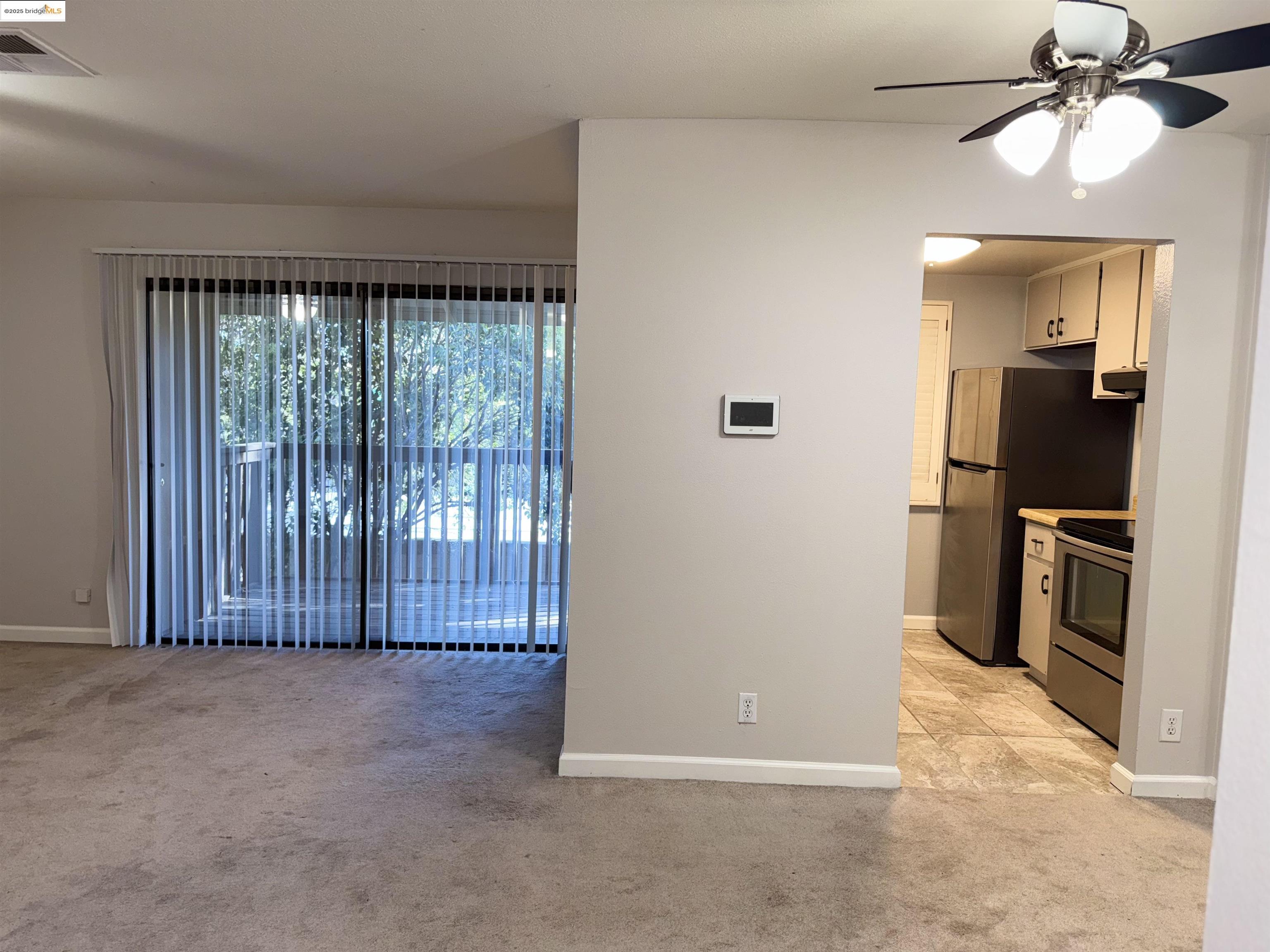 Detail Gallery Image 7 of 26 For 2416 Shadow Ln #74,  Antioch,  CA 94509 - 1 Beds | 1 Baths