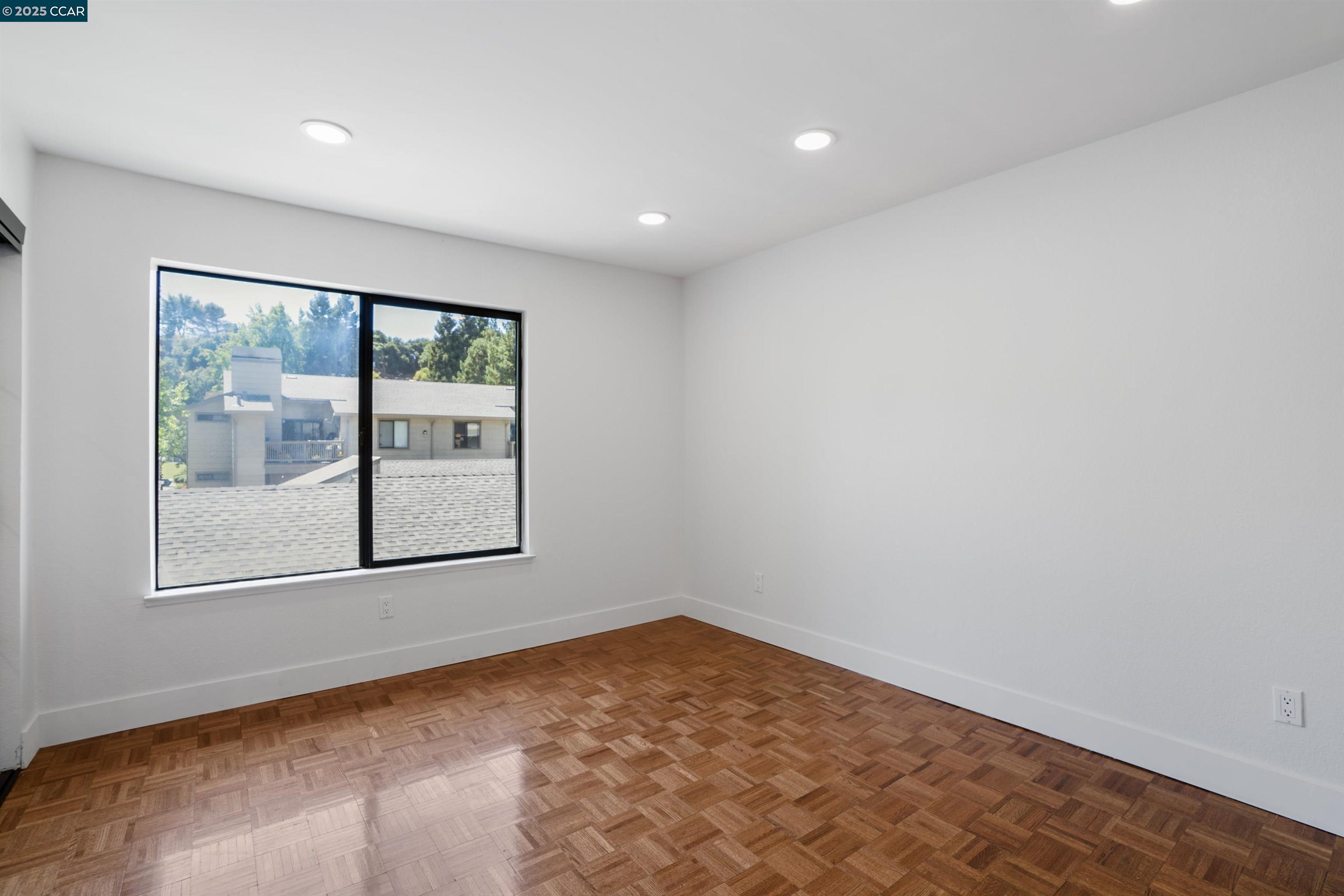Detail Gallery Image 20 of 44 For 802 Dover, Hercules,  CA 94547 - 2 Beds | 1 Baths