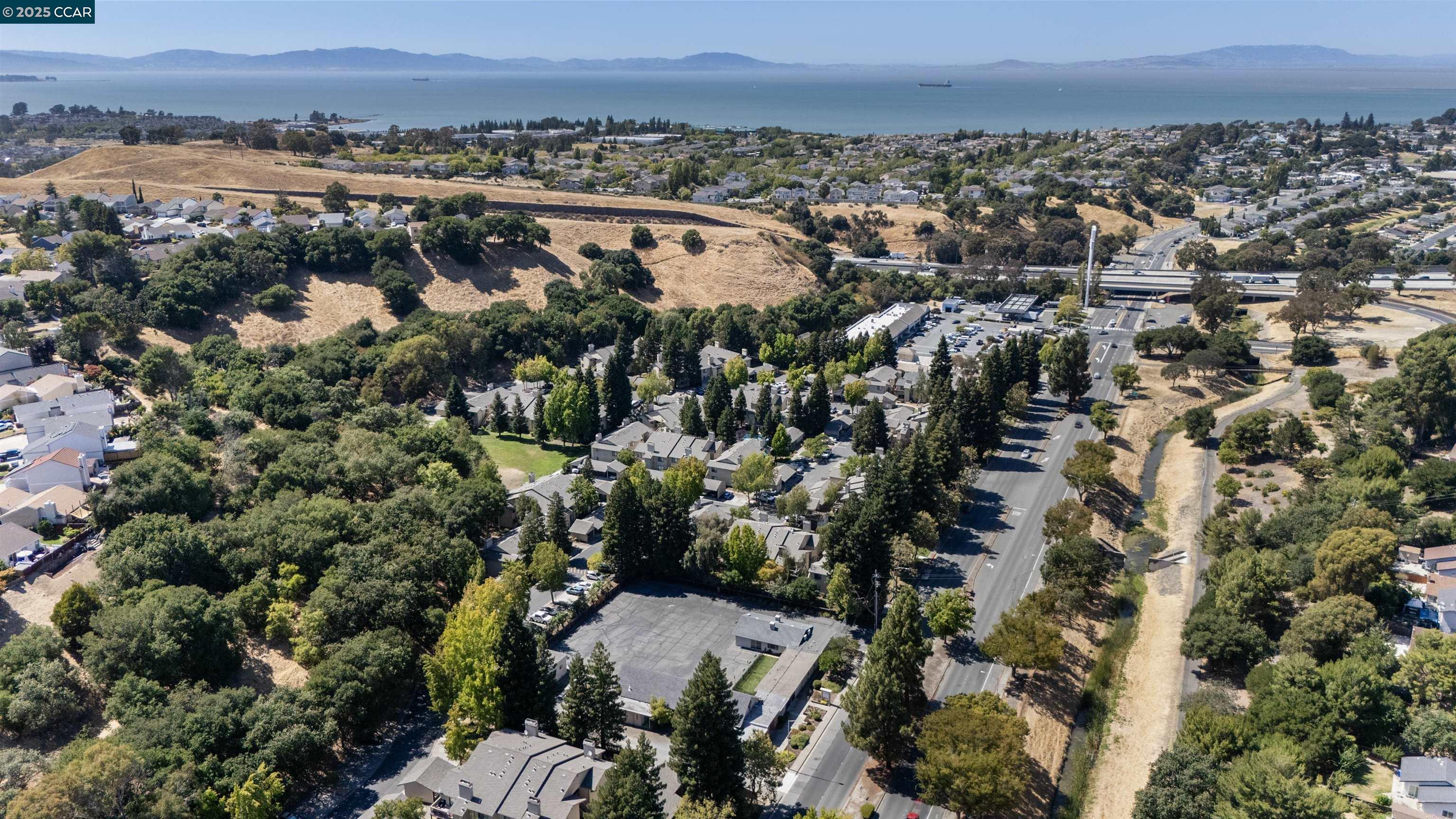 Detail Gallery Image 40 of 44 For 802 Dover, Hercules,  CA 94547 - 2 Beds | 1 Baths
