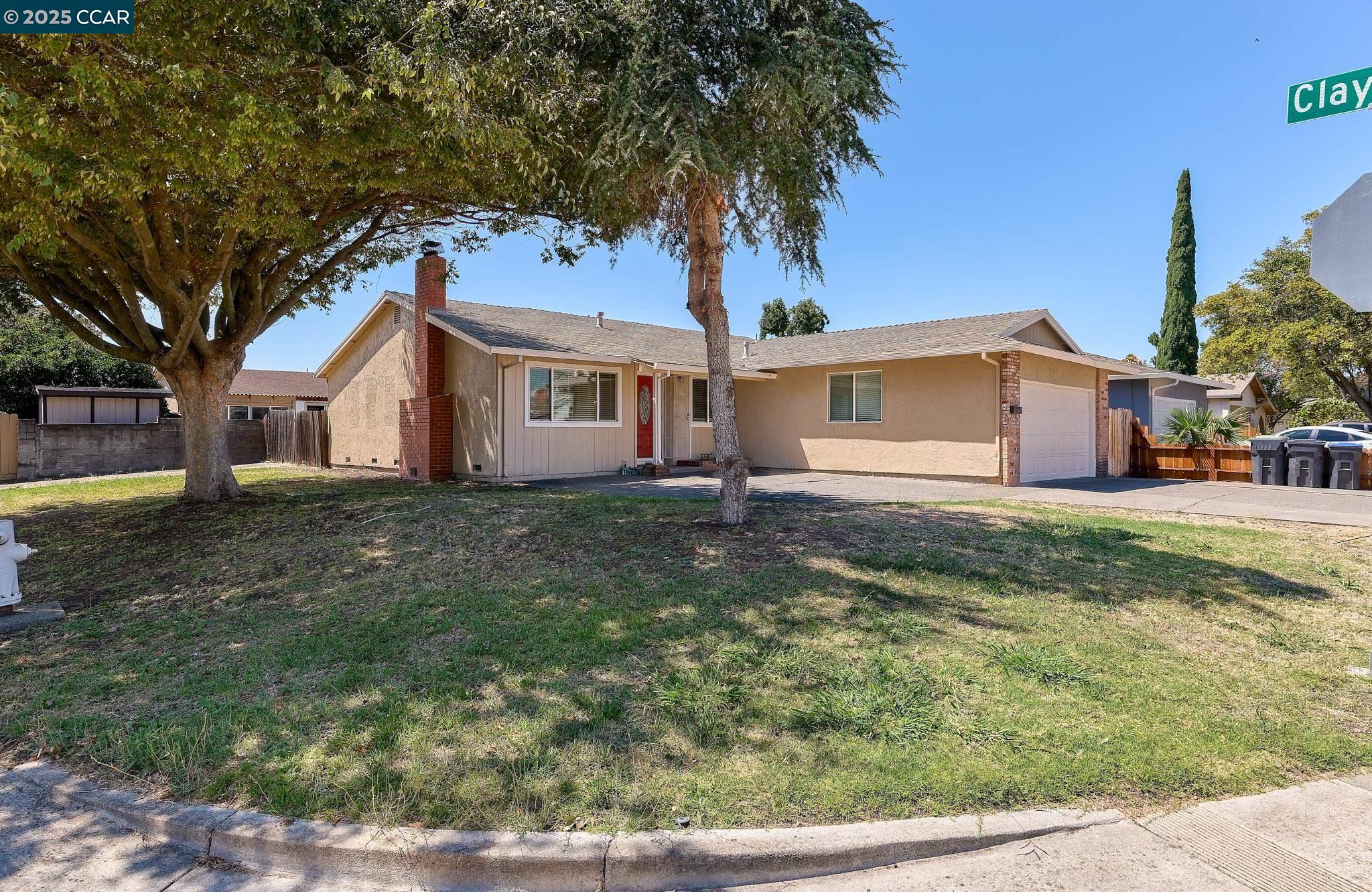 Detail Gallery Image 1 of 22 For 1239 Mallard Ct, Fairfield,  CA 94533 - 4 Beds | 2 Baths