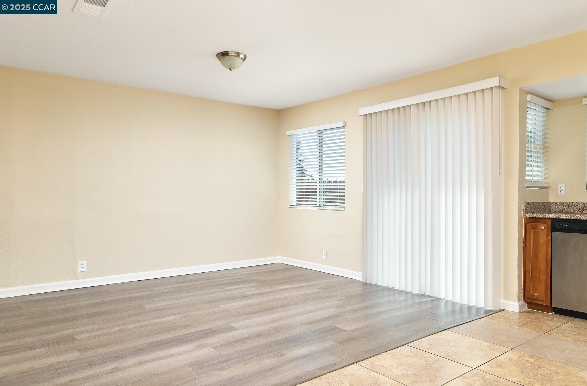Detail Gallery Image 11 of 22 For 1239 Mallard Ct, Fairfield,  CA 94533 - 4 Beds | 2 Baths