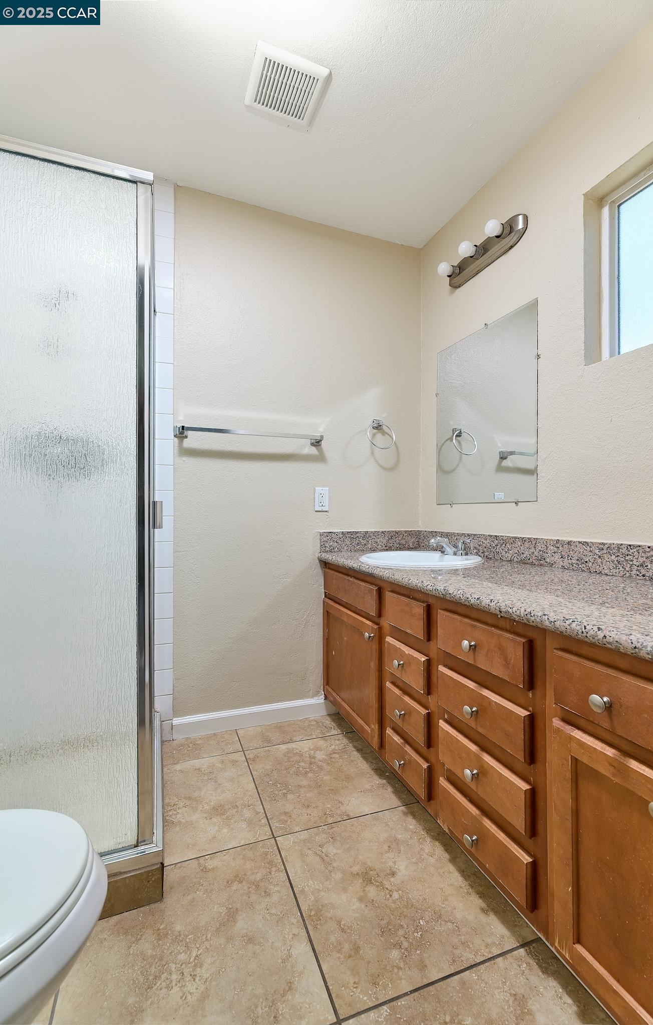 Detail Gallery Image 13 of 22 For 1239 Mallard Ct, Fairfield,  CA 94533 - 4 Beds | 2 Baths