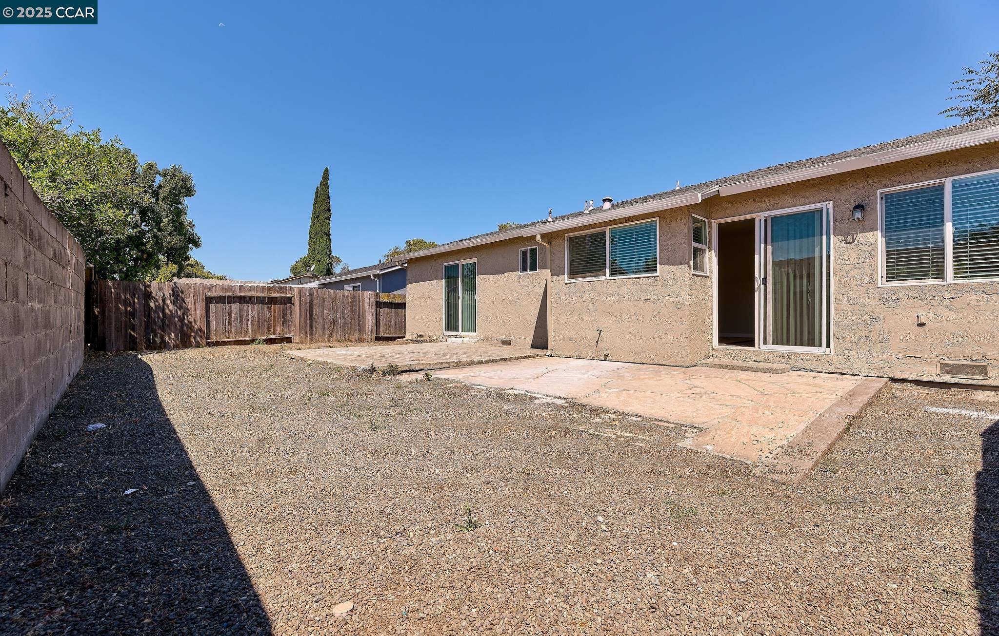 Detail Gallery Image 21 of 22 For 1239 Mallard Ct, Fairfield,  CA 94533 - 4 Beds | 2 Baths
