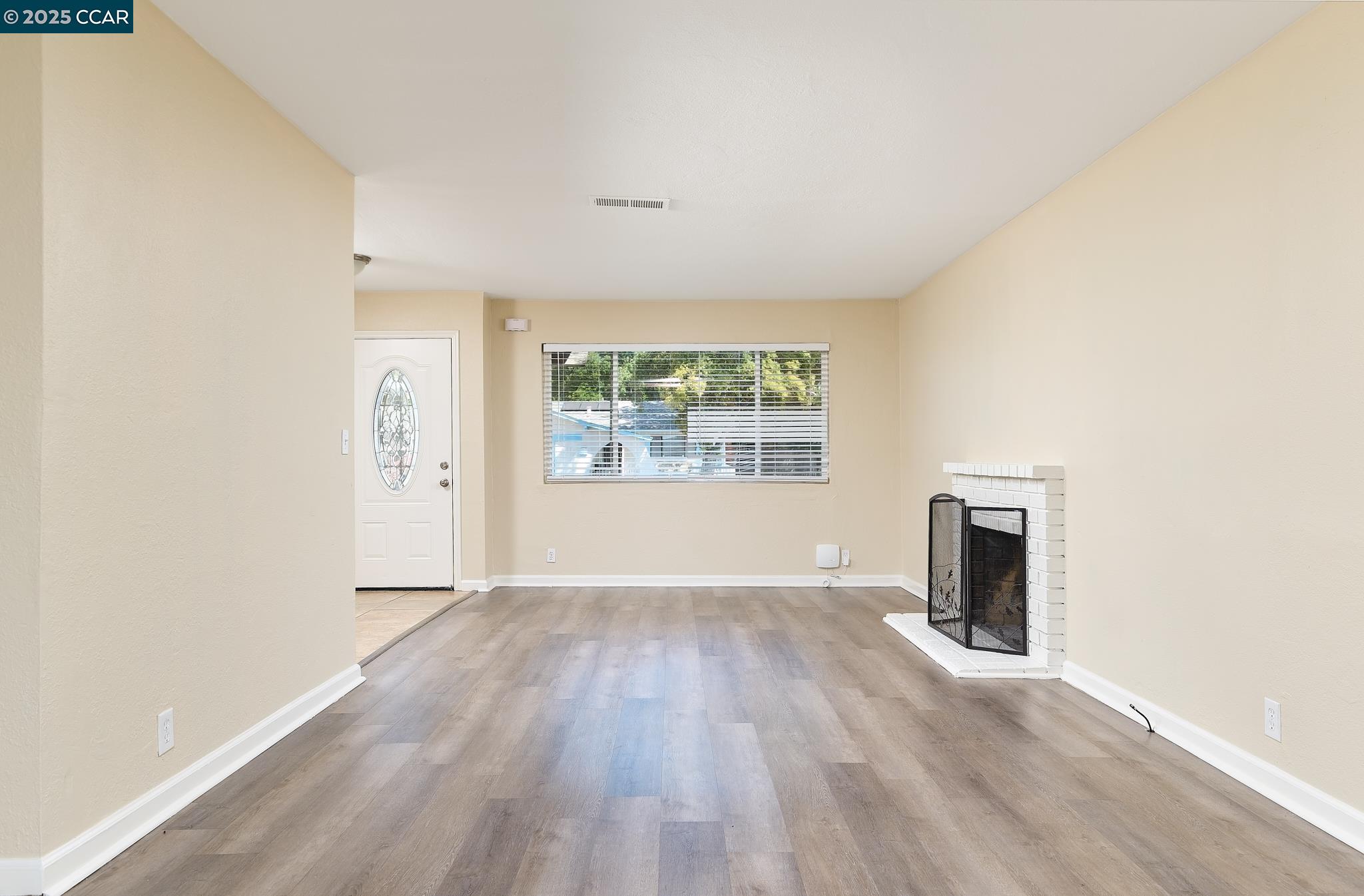 Detail Gallery Image 8 of 22 For 1239 Mallard Ct, Fairfield,  CA 94533 - 4 Beds | 2 Baths