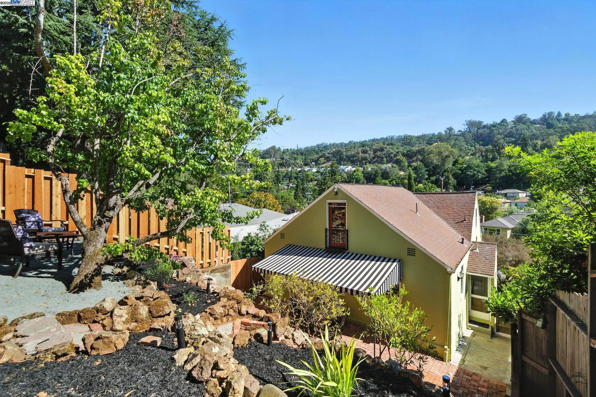 Detail Gallery Image 33 of 39 For 3357 Jordan Rd, Oakland,  CA 94602 - 3 Beds | 2 Baths