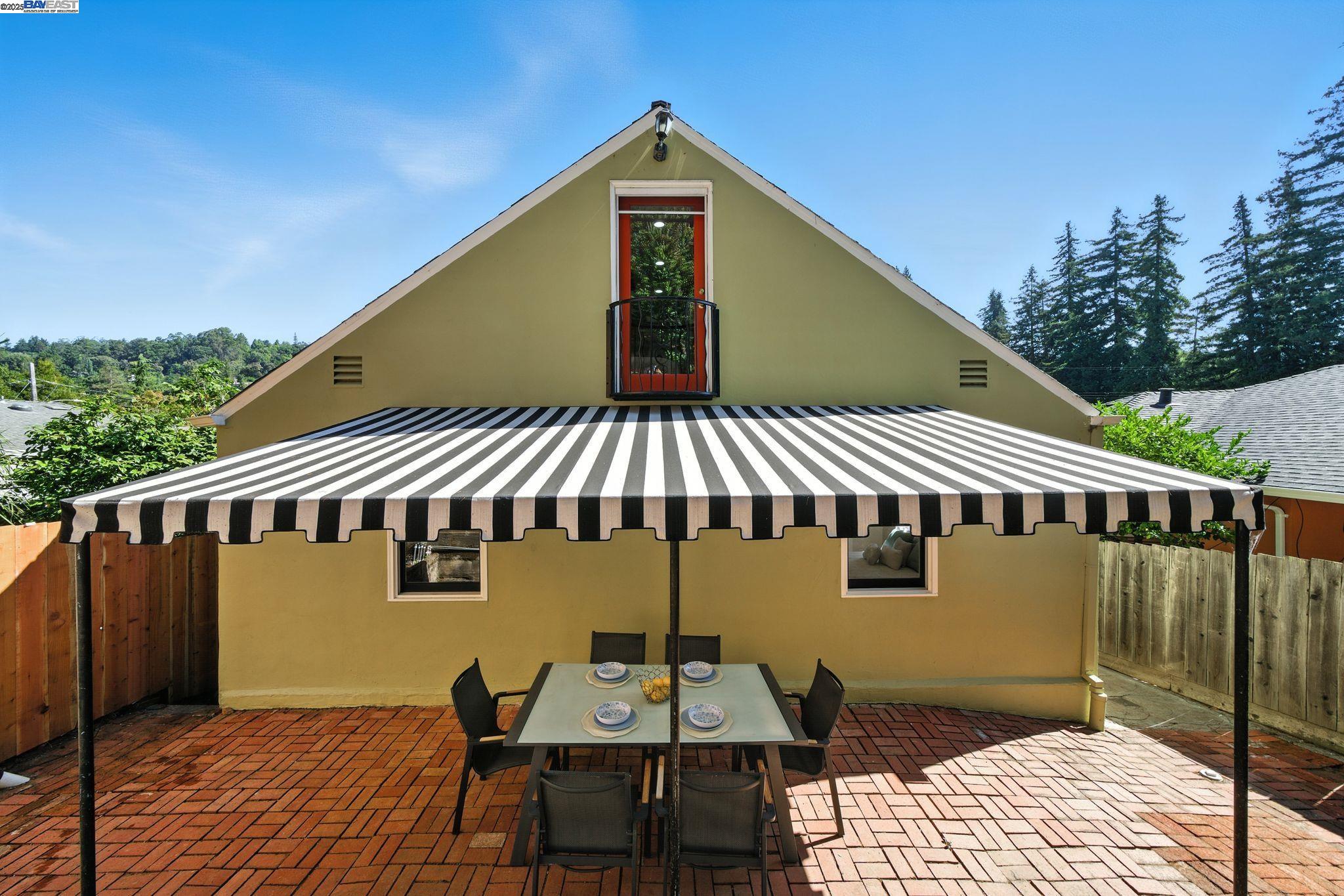 Detail Gallery Image 36 of 39 For 3357 Jordan Rd, Oakland,  CA 94602 - 3 Beds | 2 Baths