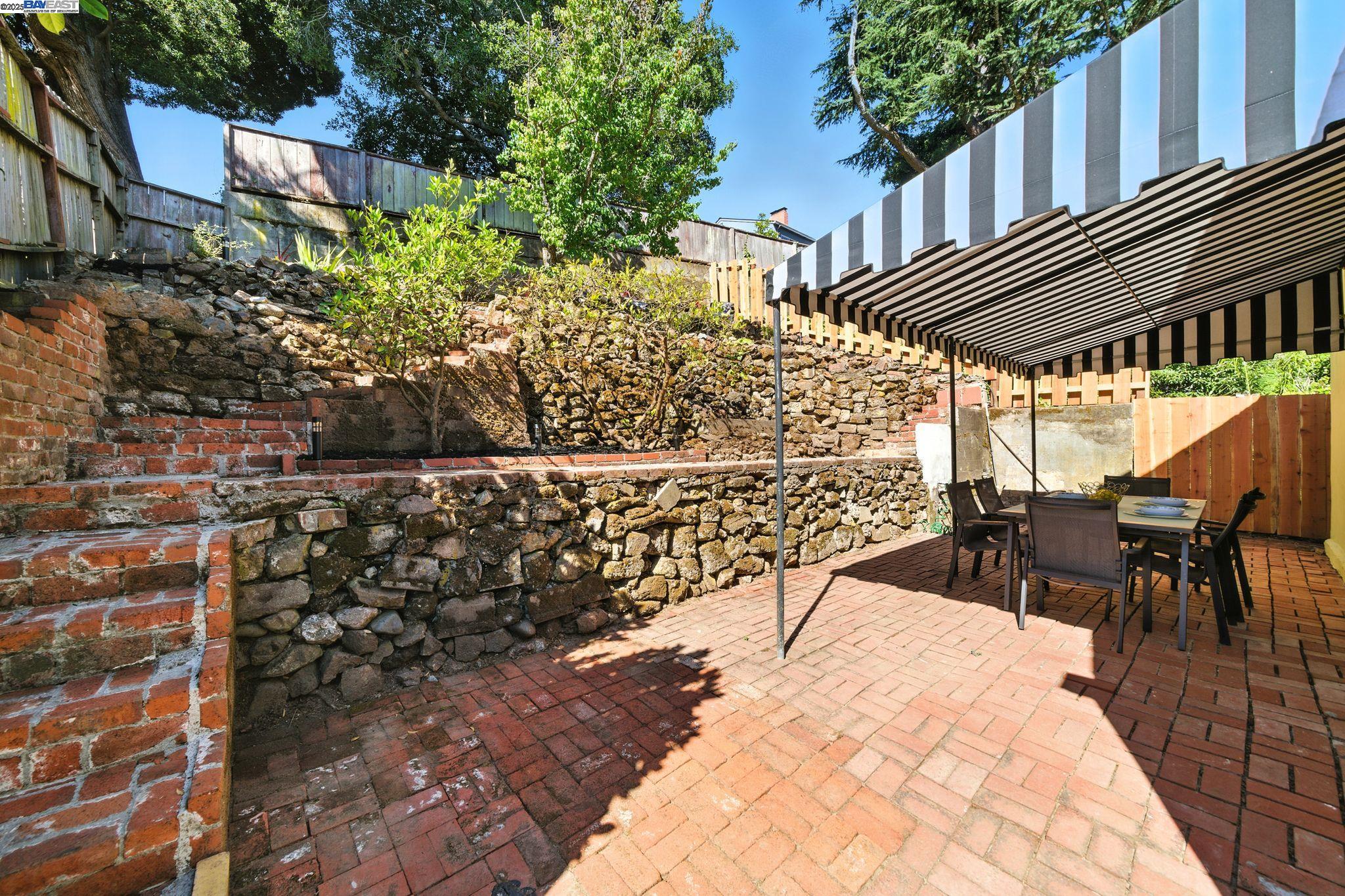 Detail Gallery Image 38 of 39 For 3357 Jordan Rd, Oakland,  CA 94602 - 3 Beds | 2 Baths