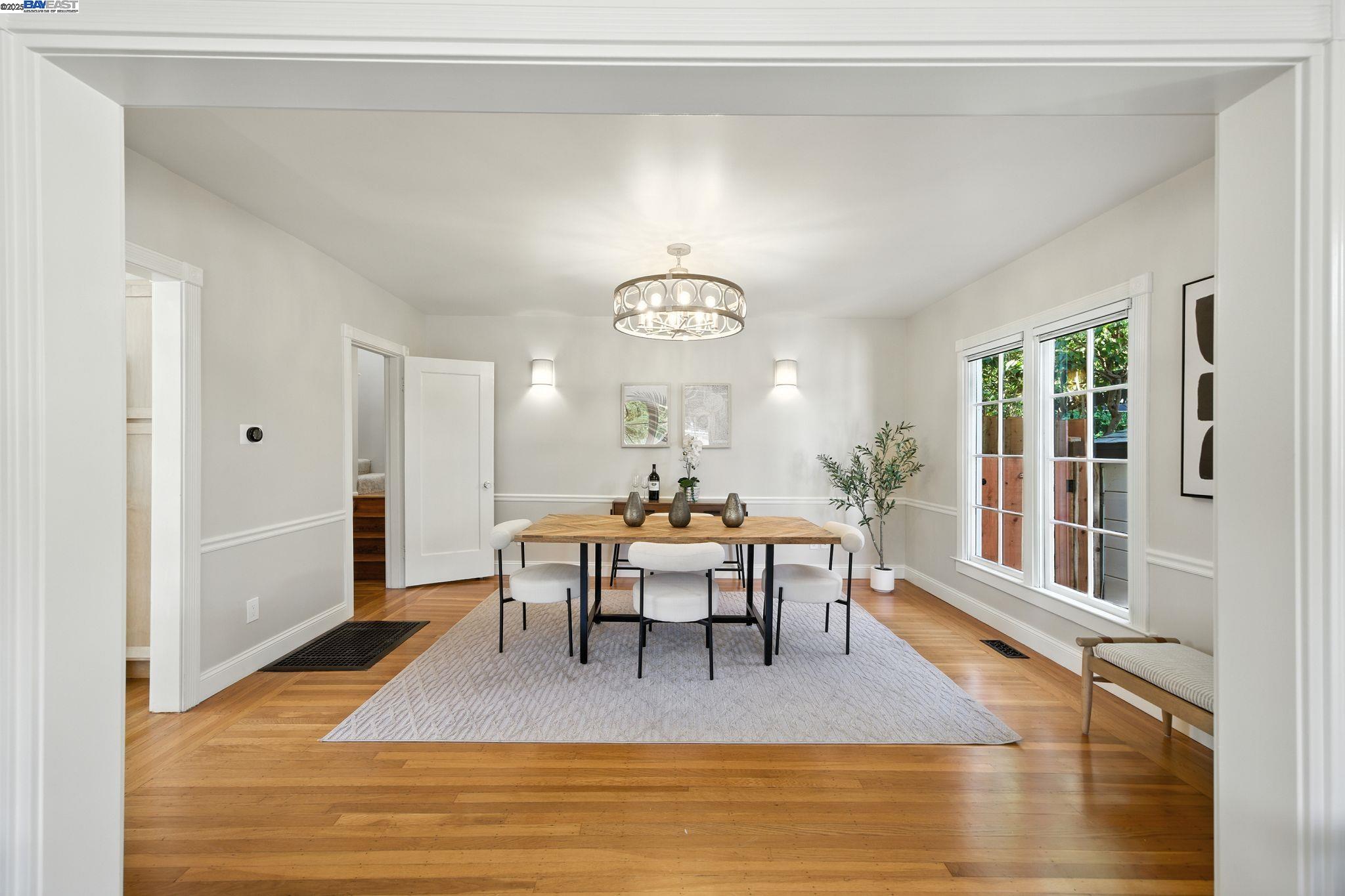Detail Gallery Image 6 of 39 For 3357 Jordan Rd, Oakland,  CA 94602 - 3 Beds | 2 Baths