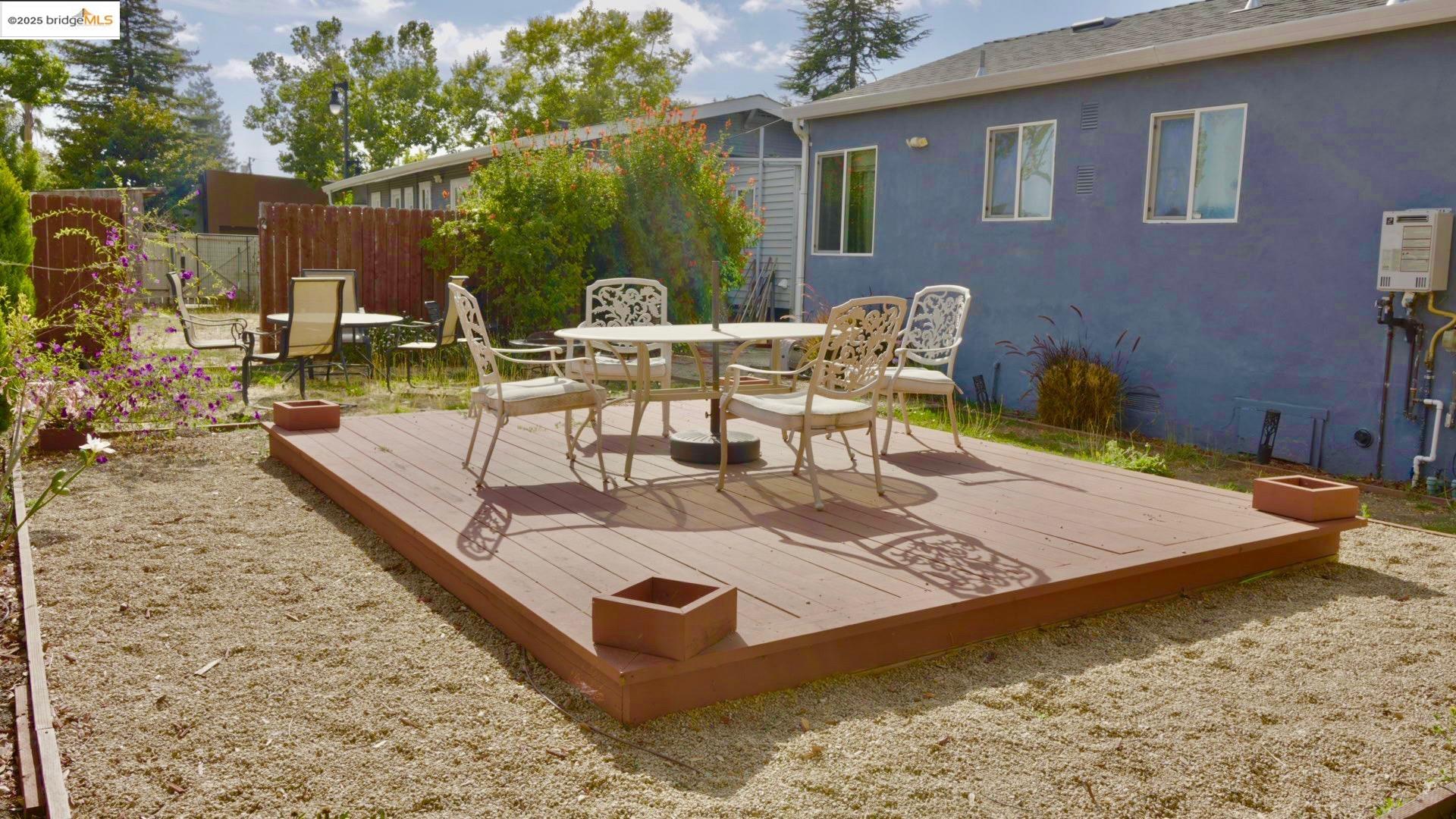 Detail Gallery Image 3 of 26 For 326 Macarthur Blvd, San Leandro,  CA 94577 - – Beds | – Baths