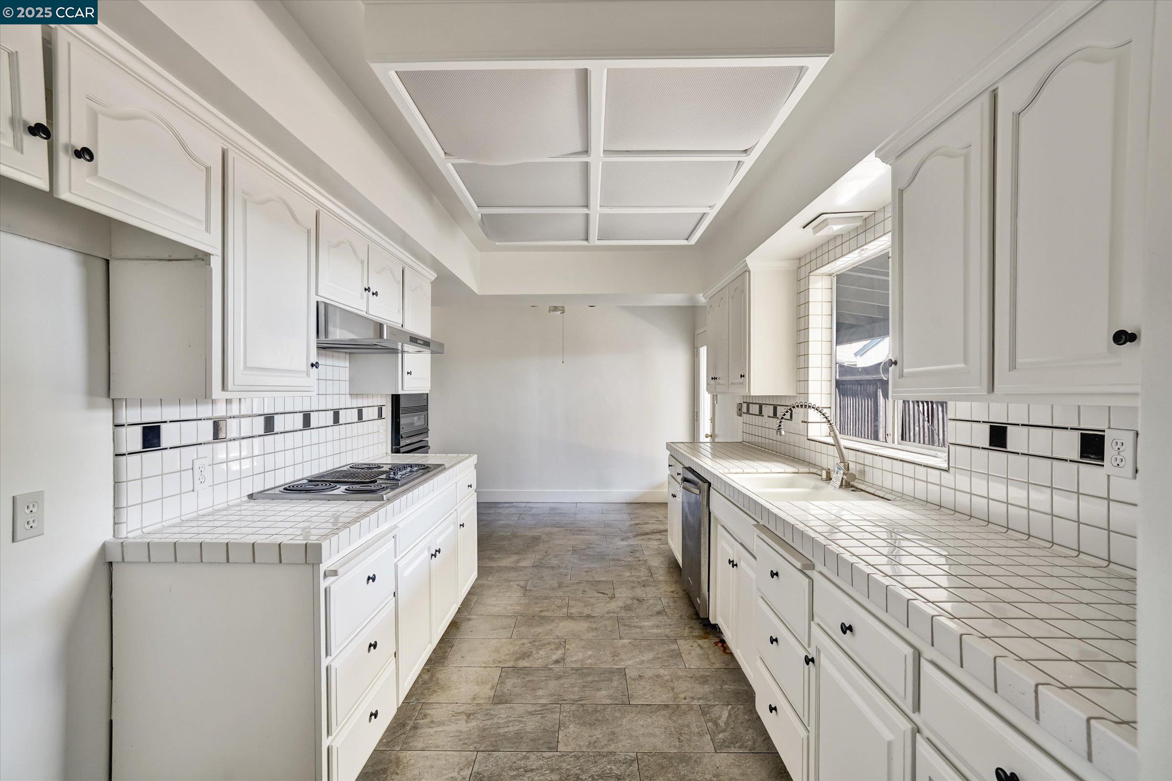 Detail Gallery Image 16 of 38 For Beede Way, Antioch,  CA 94509 - 2 Beds | 2/1 Baths