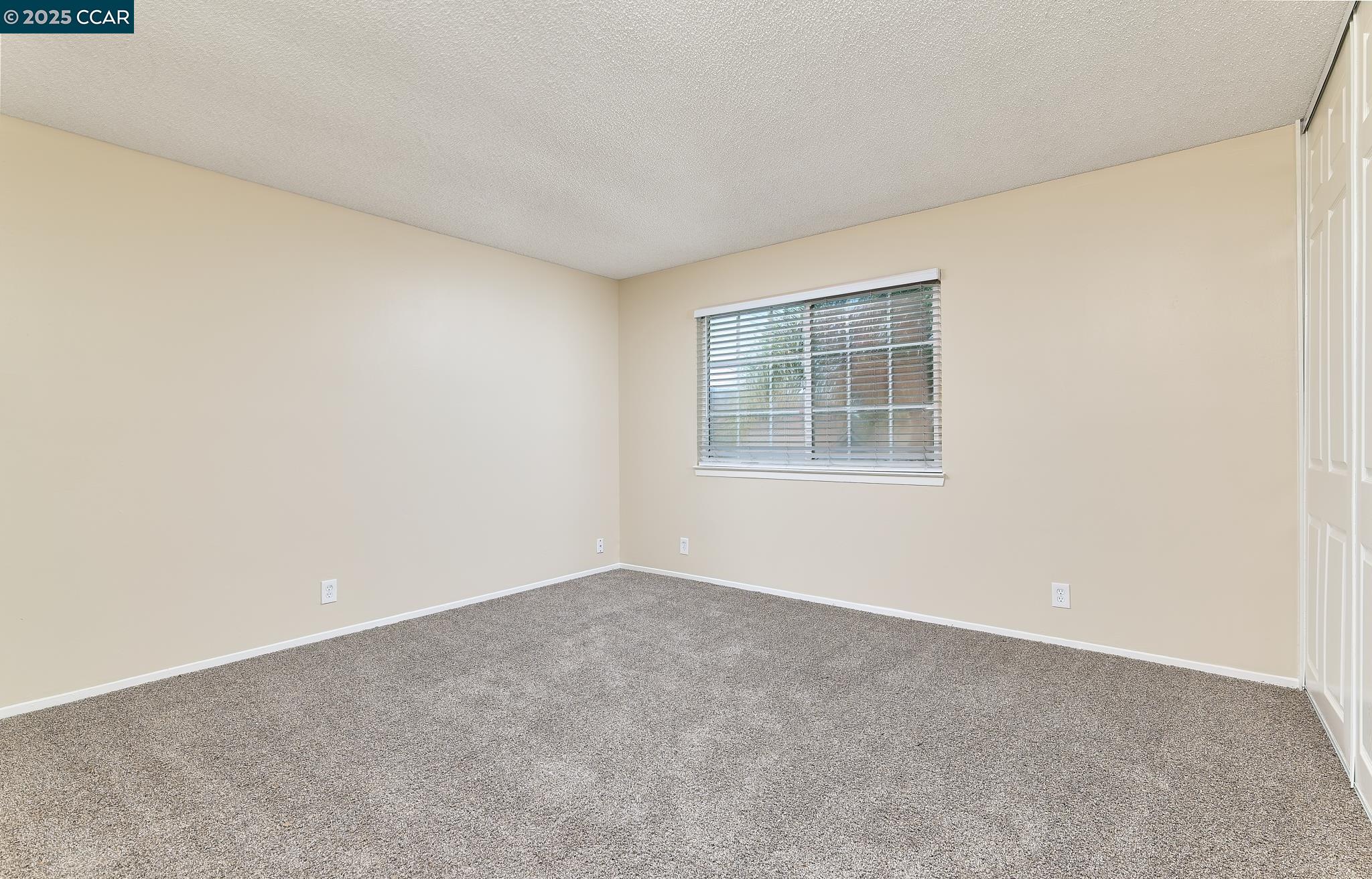 Detail Gallery Image 23 of 27 For 1324 Holmes Ct, Fairfield,  CA 94533 - 4 Beds | 2/1 Baths