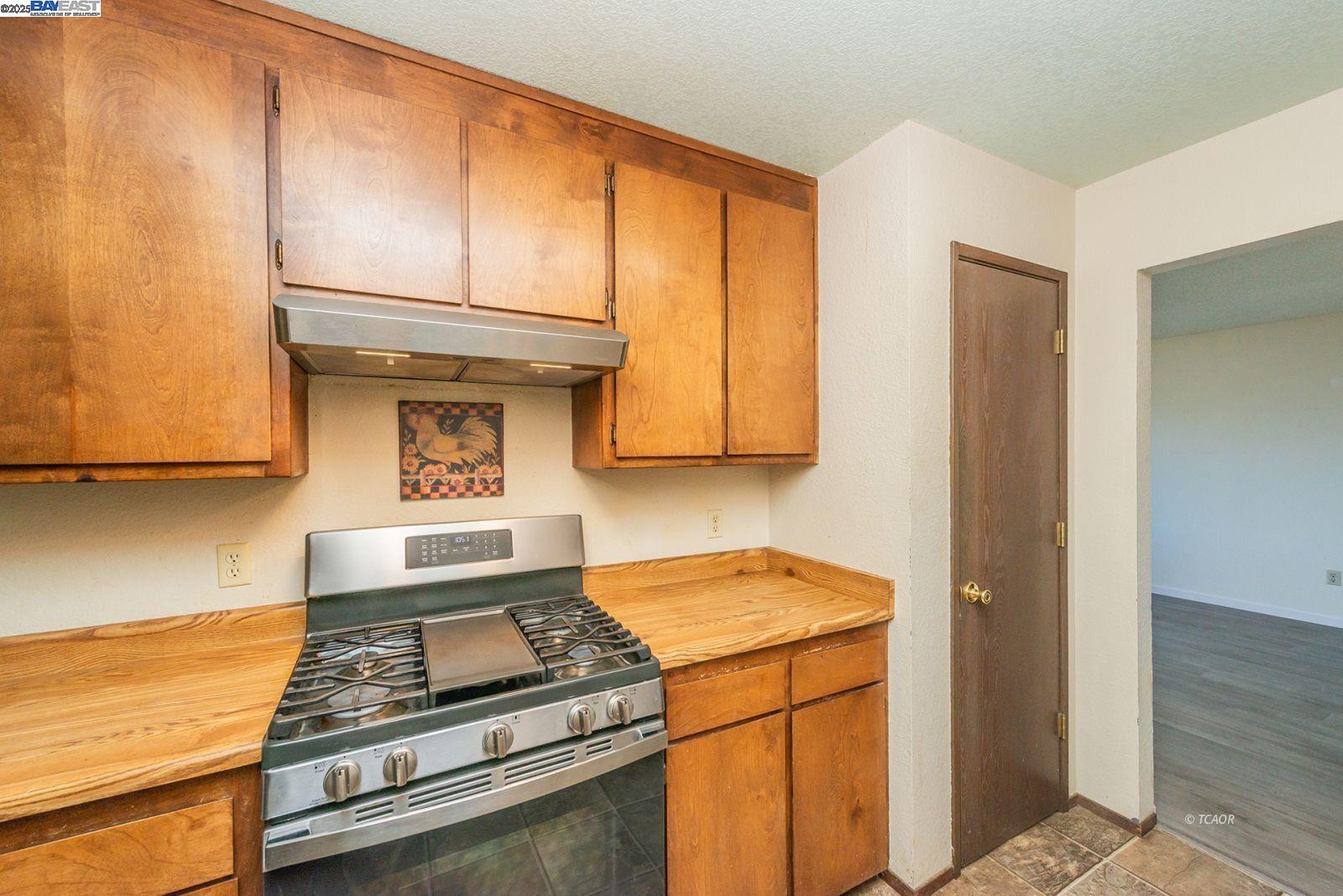 Detail Gallery Image 15 of 38 For 10 Second Ave, Lewiston,  CA 96052 - 3 Beds | 2/1 Baths